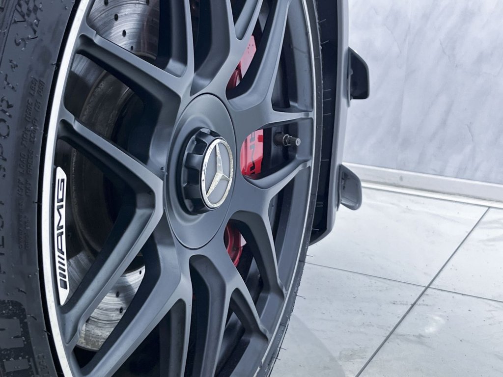 Mercedes Benz CLA