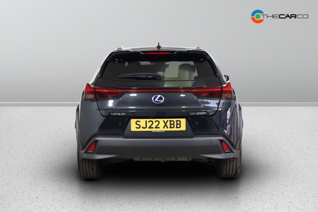 Lexus UX