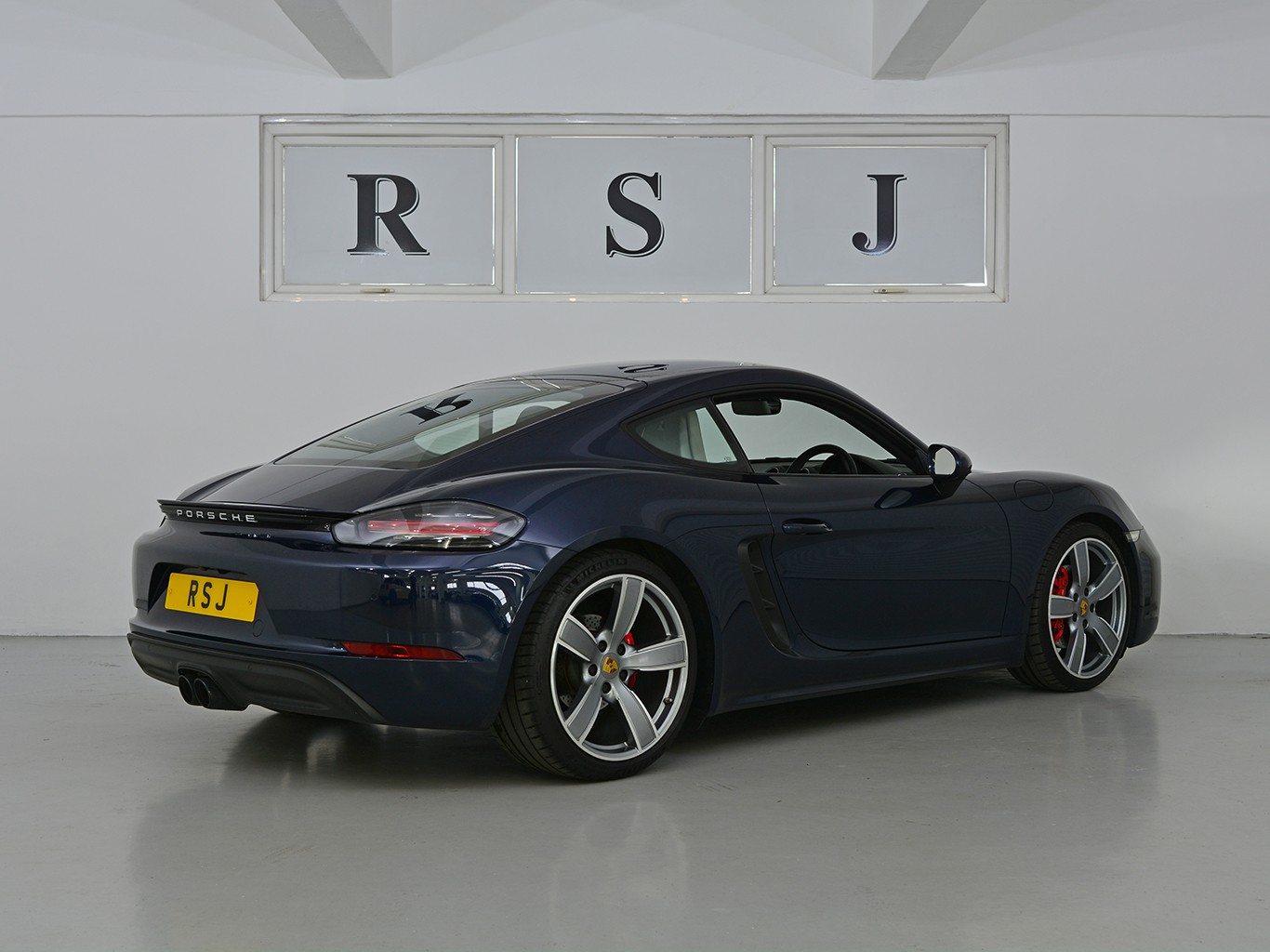 Porsche 718