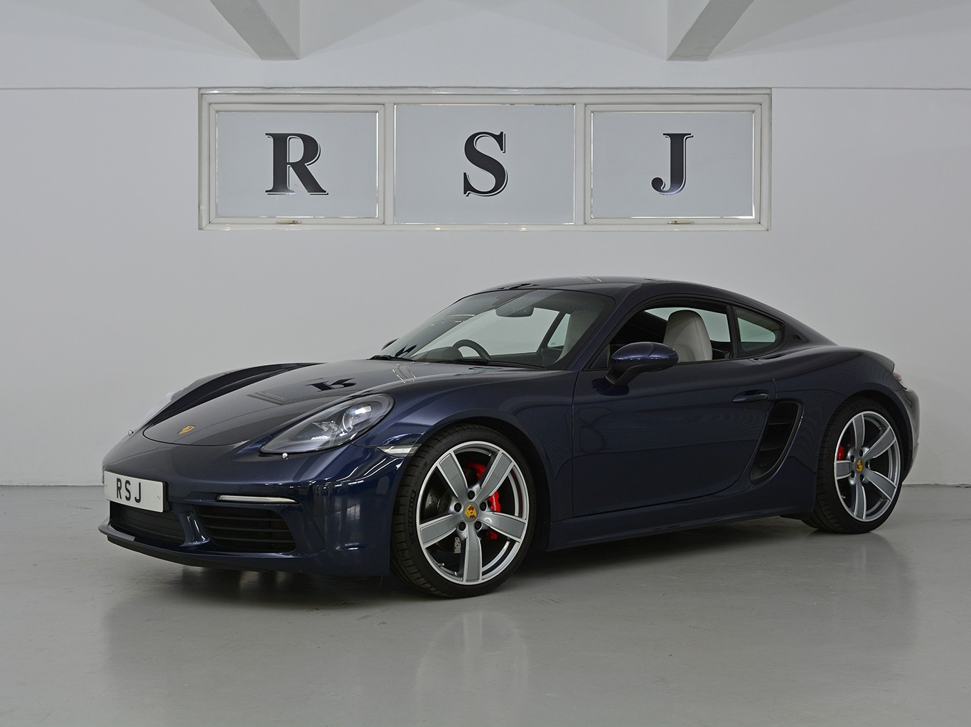 Porsche 718