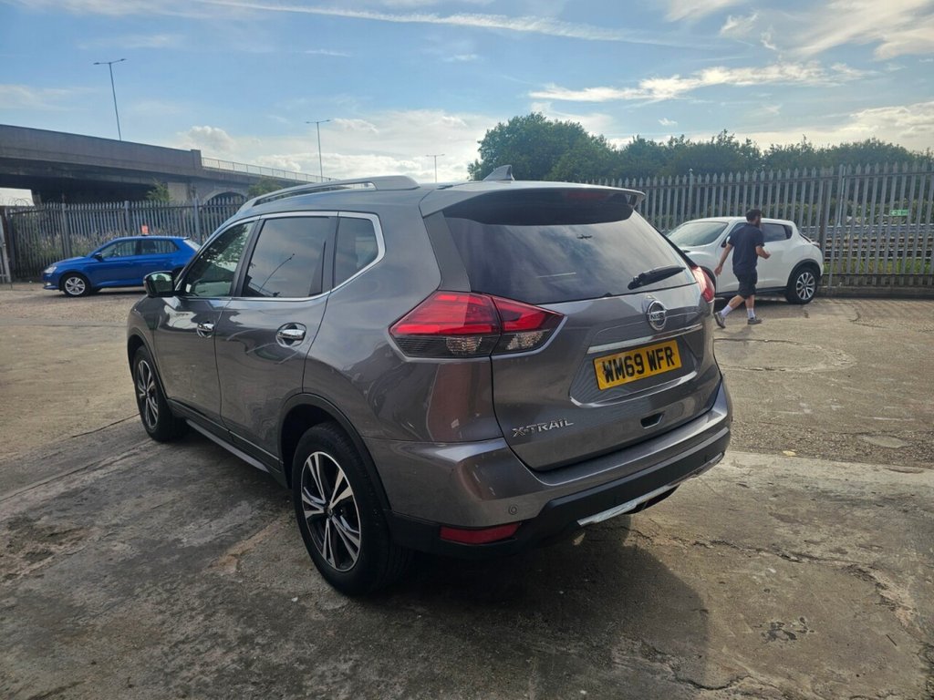 Nissan X Trail