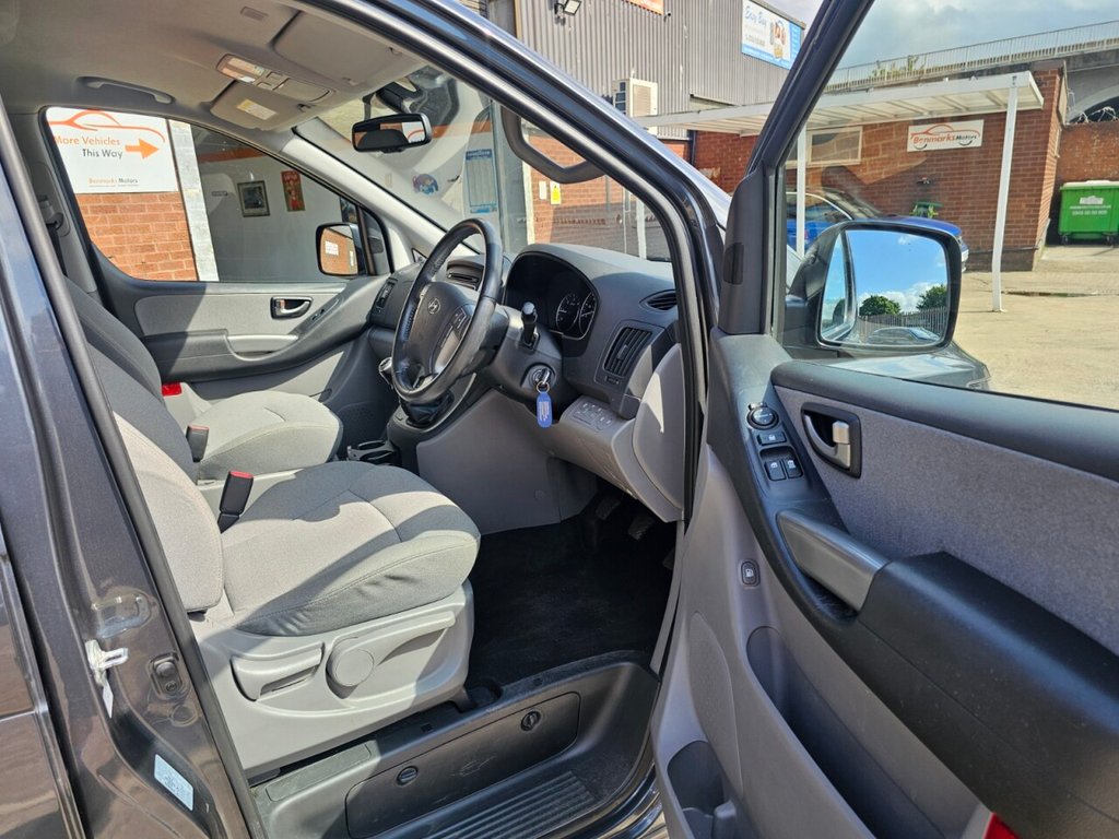Hyundai i800
