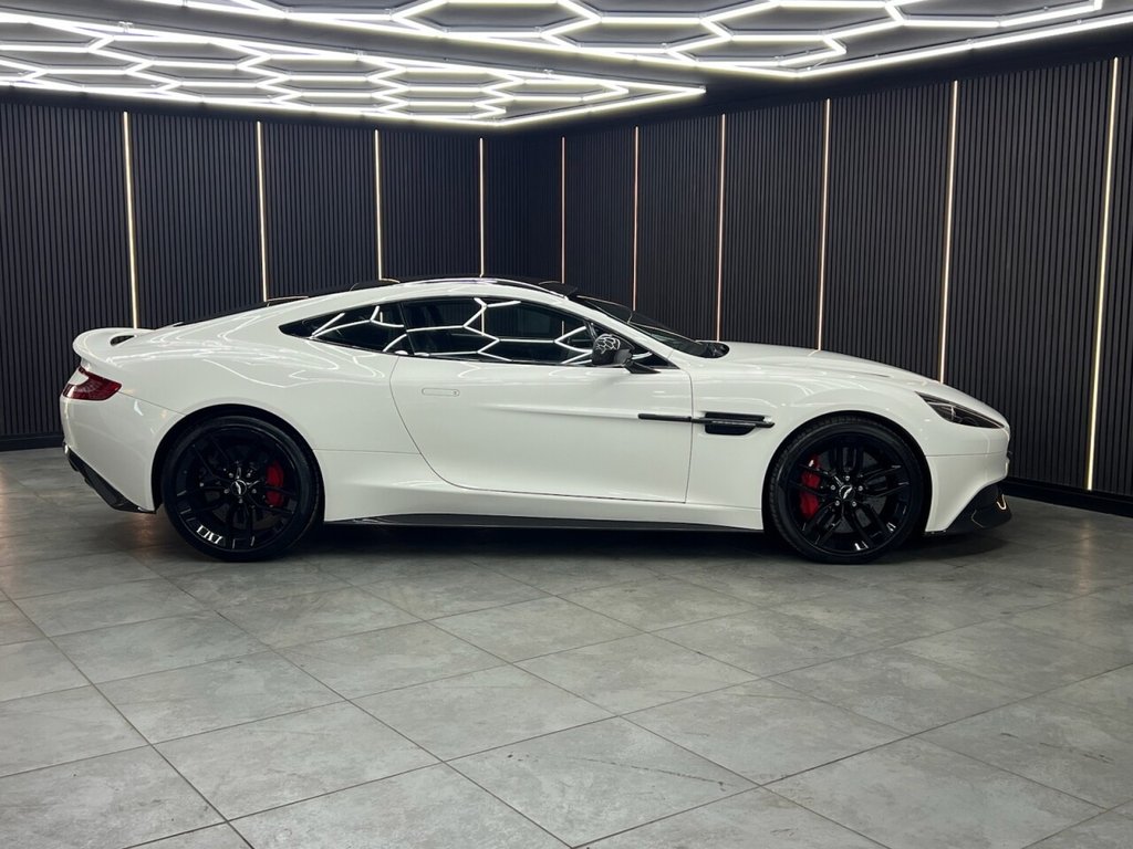 Aston Martin Vanquish