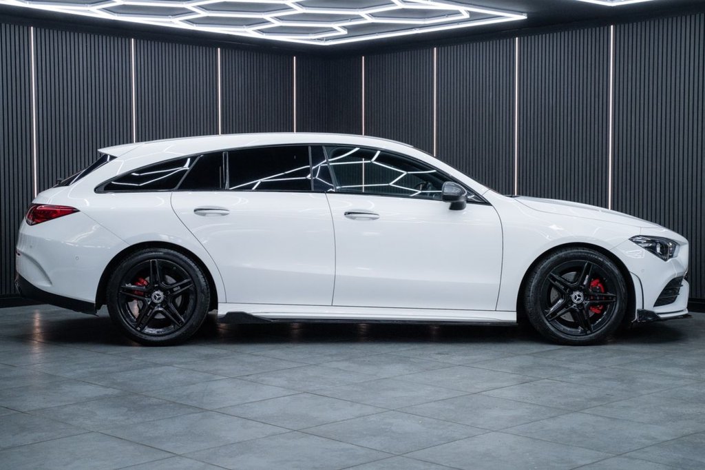 Mercedes Benz CLA