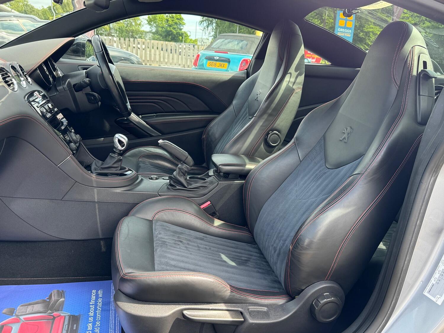 Peugeot RCZ