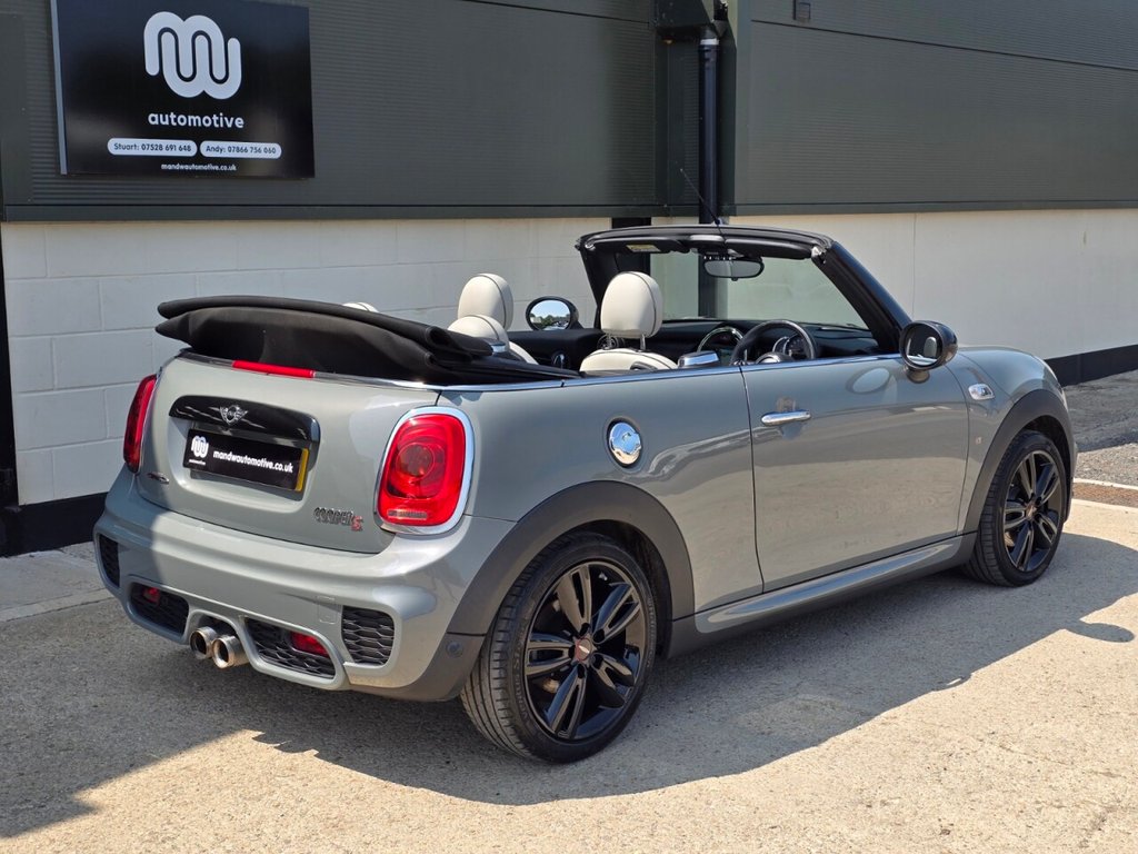 MINI Convertible