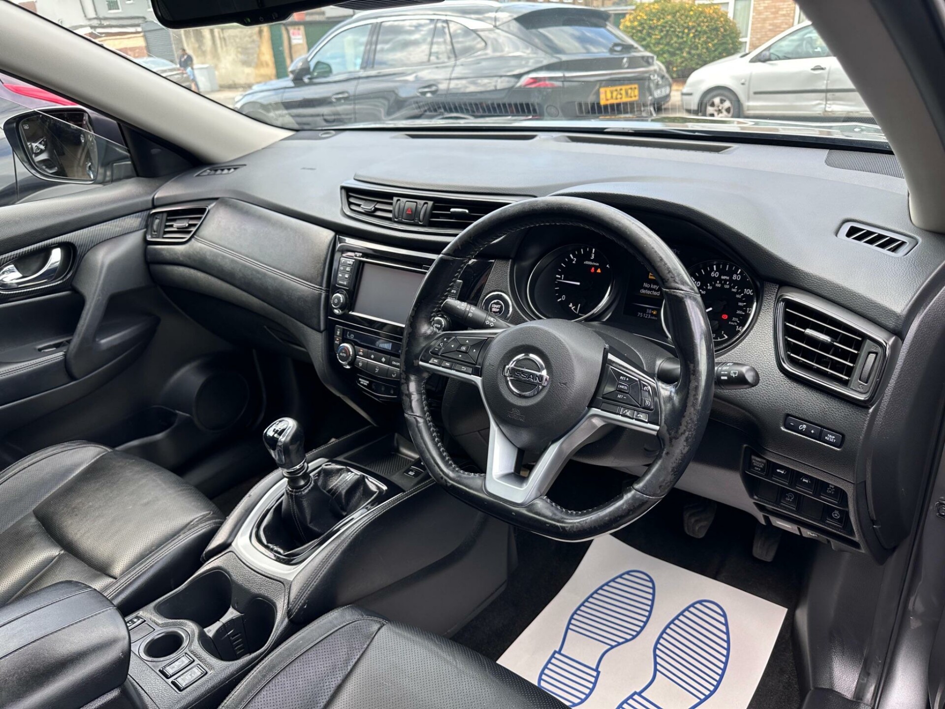 Nissan X Trail