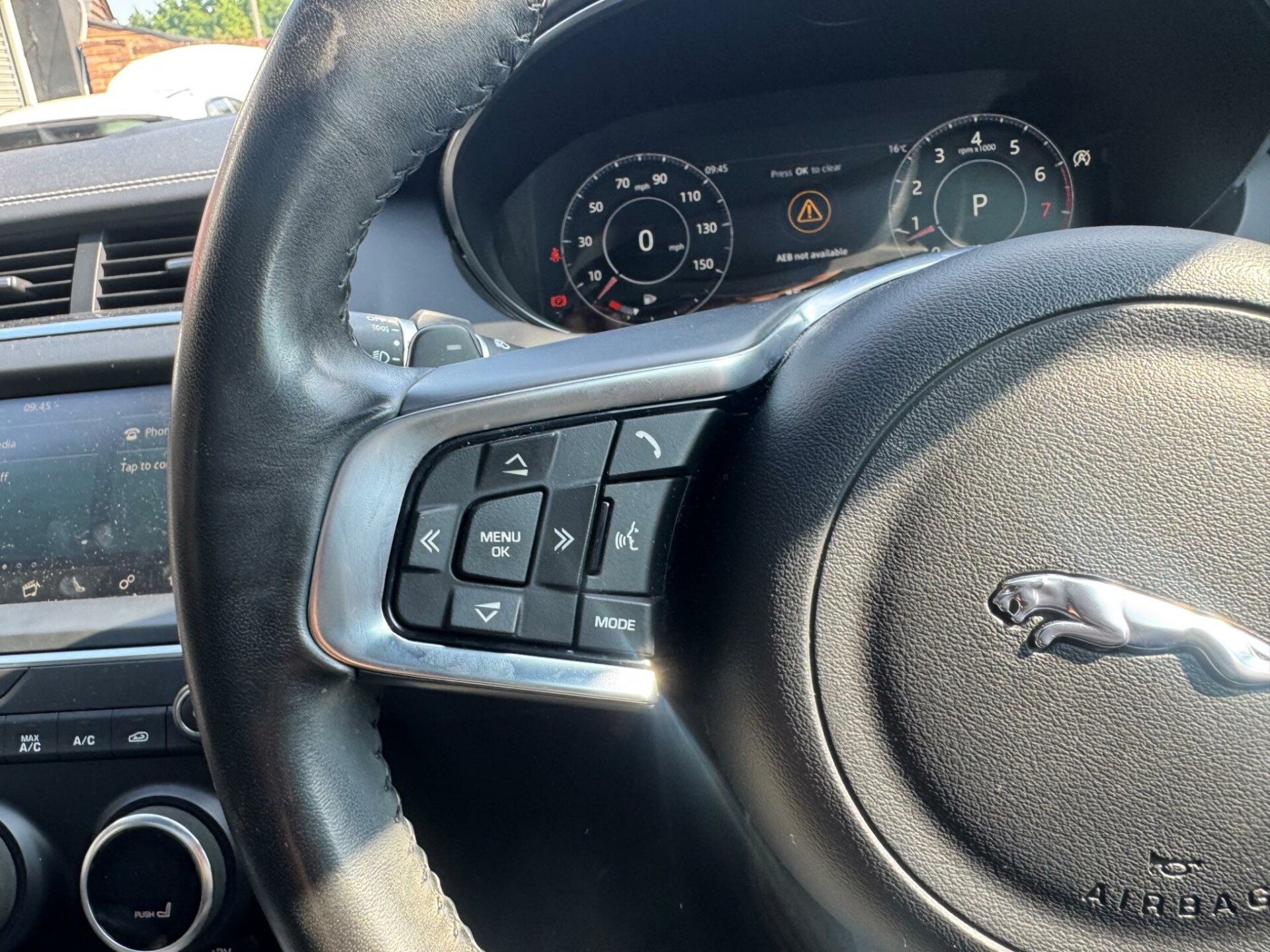 Jaguar E Pace