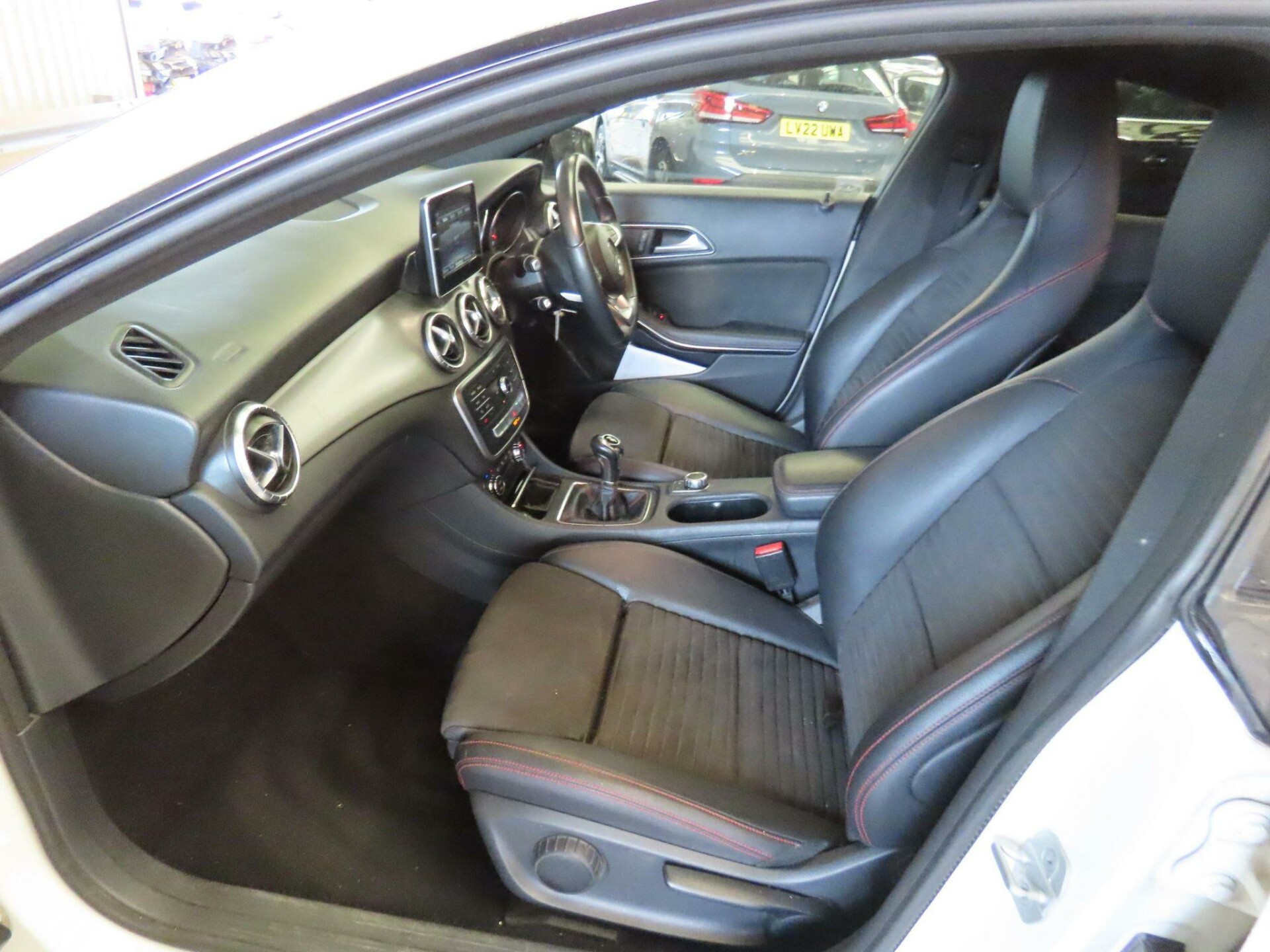 Mercedes Benz CLA