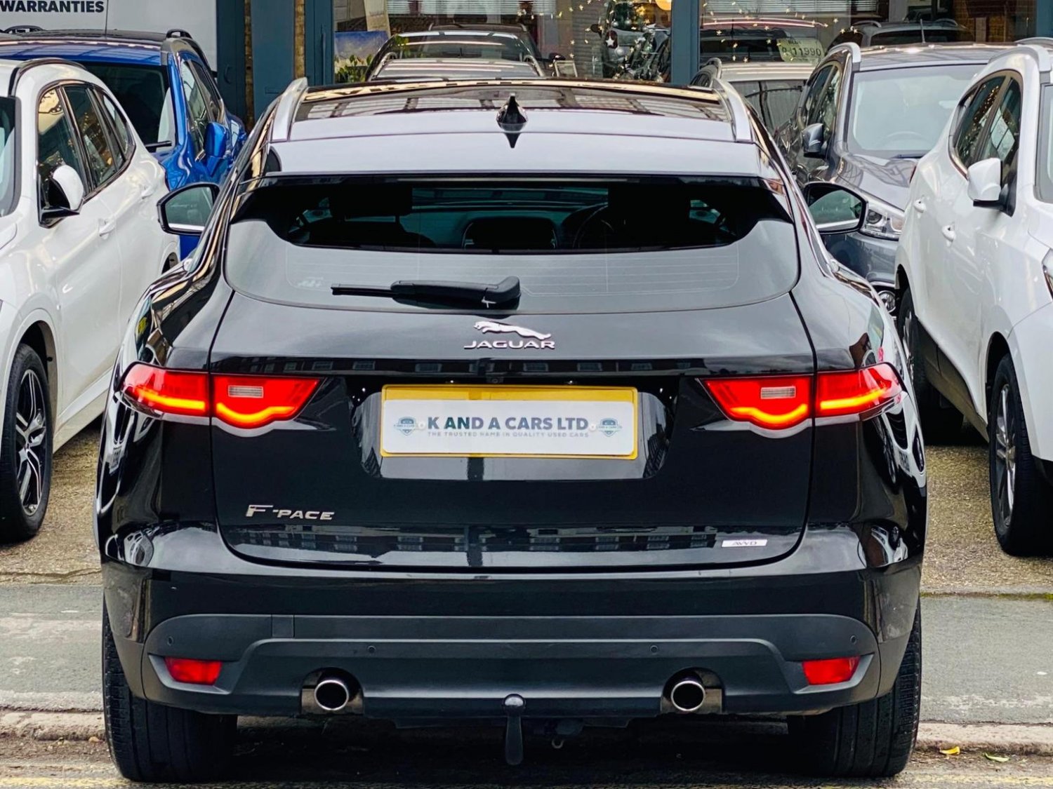 Jaguar F Pace