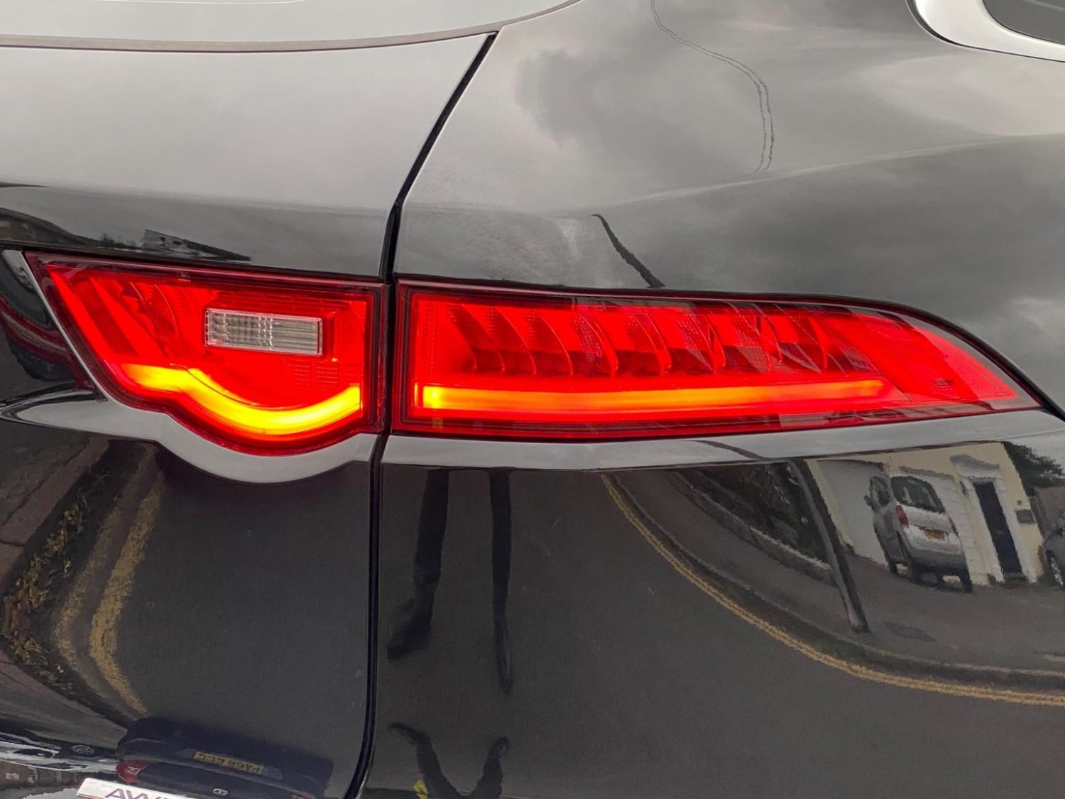 Jaguar F Pace