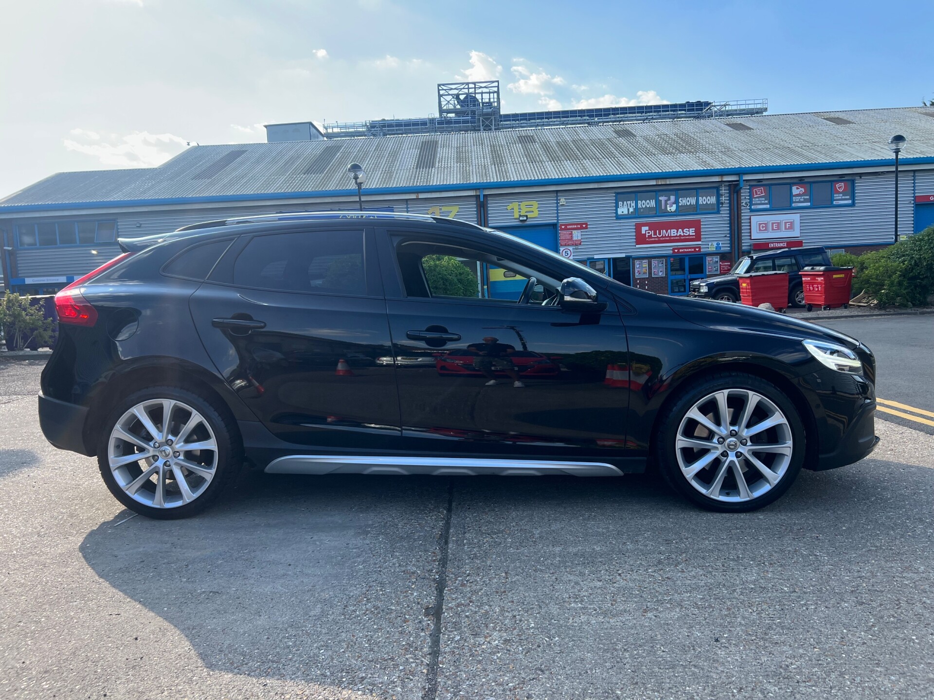Volvo V40