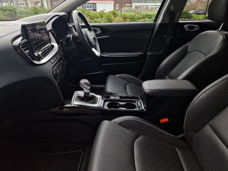 Kia XCEE'D