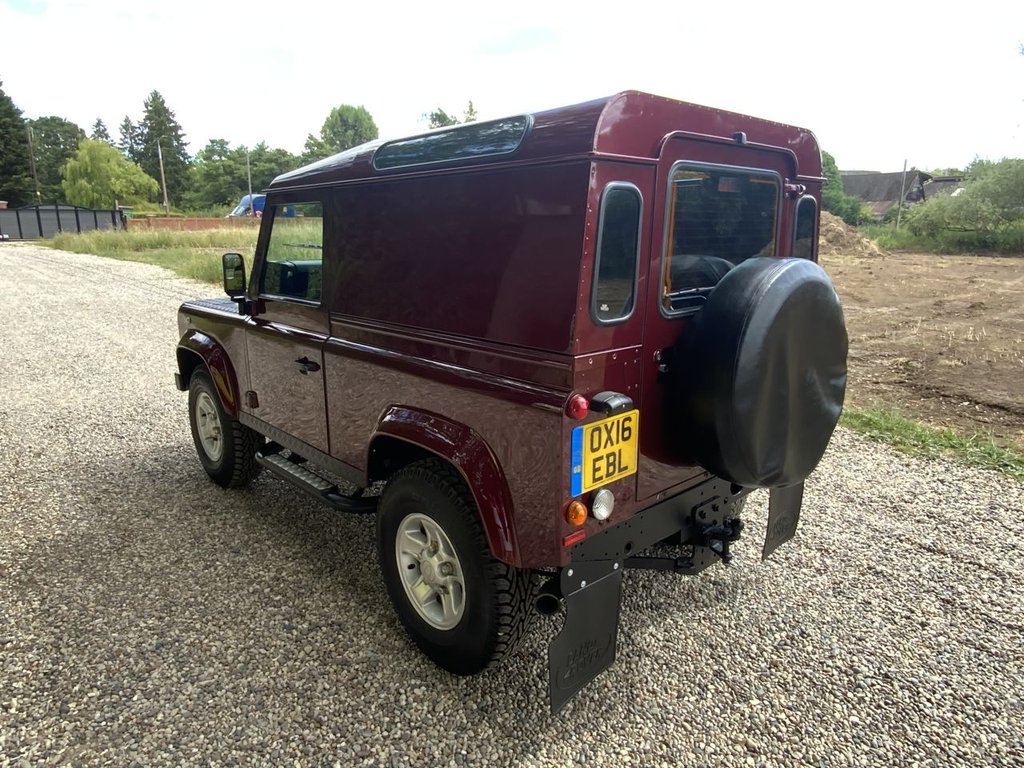 Land Rover Defender