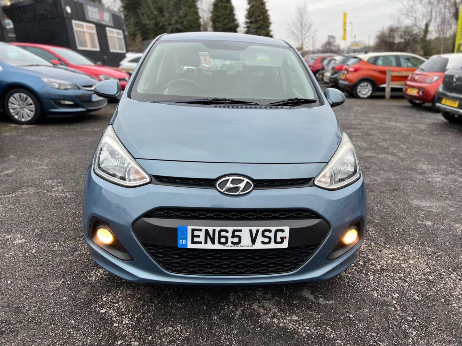 Hyundai i10