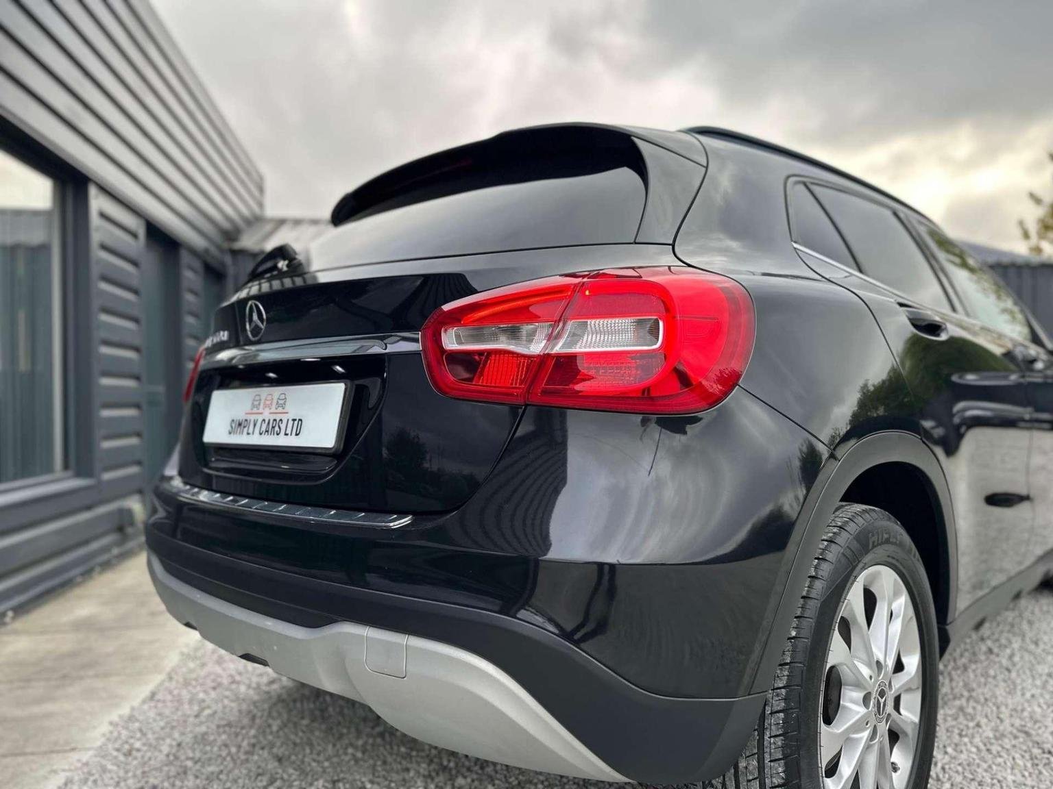 Mercedes Benz GLA Class