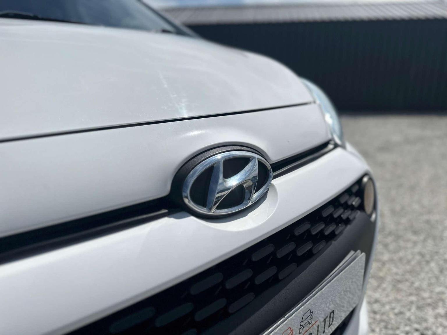 Hyundai i10