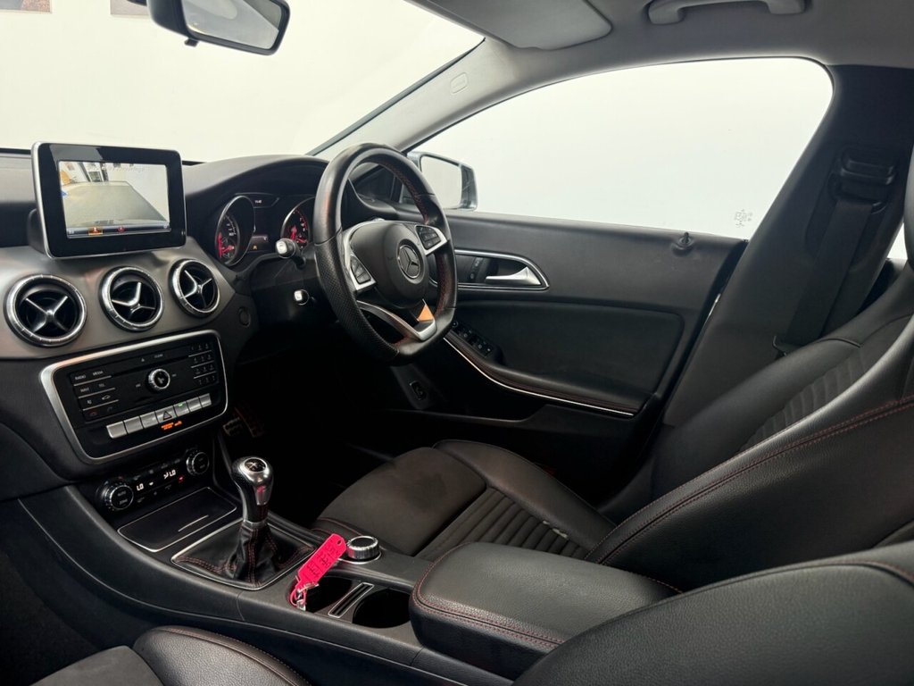 Mercedes Benz CLA
