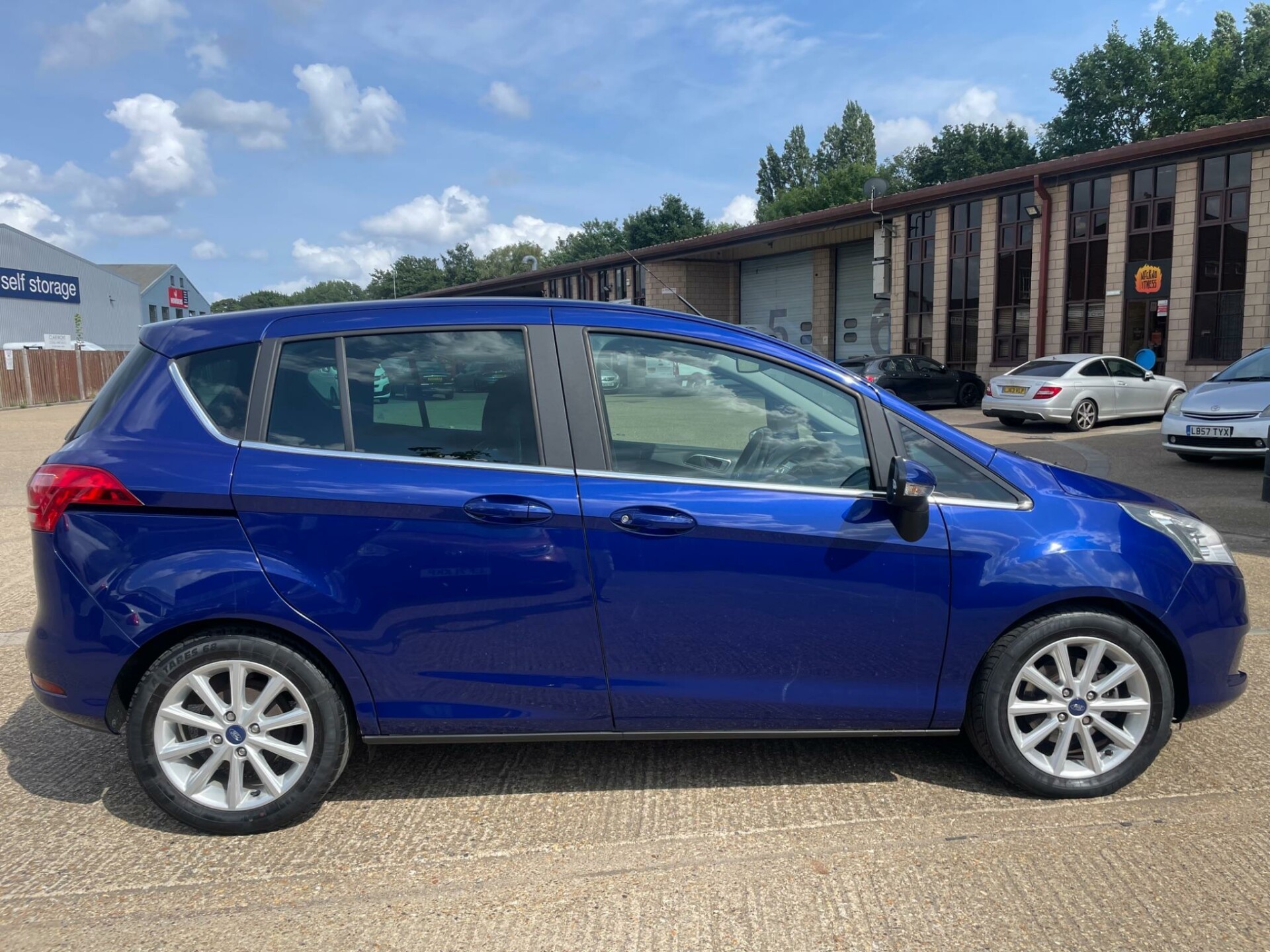 Ford B Max