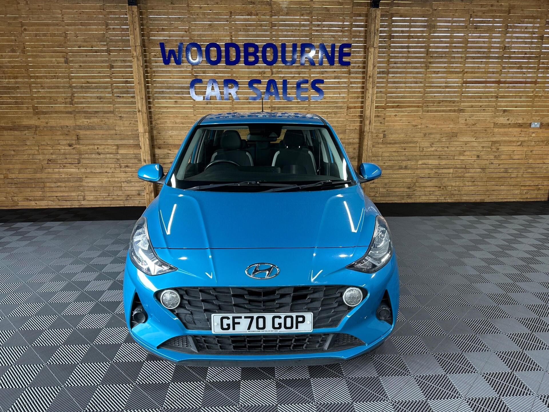 Hyundai i10