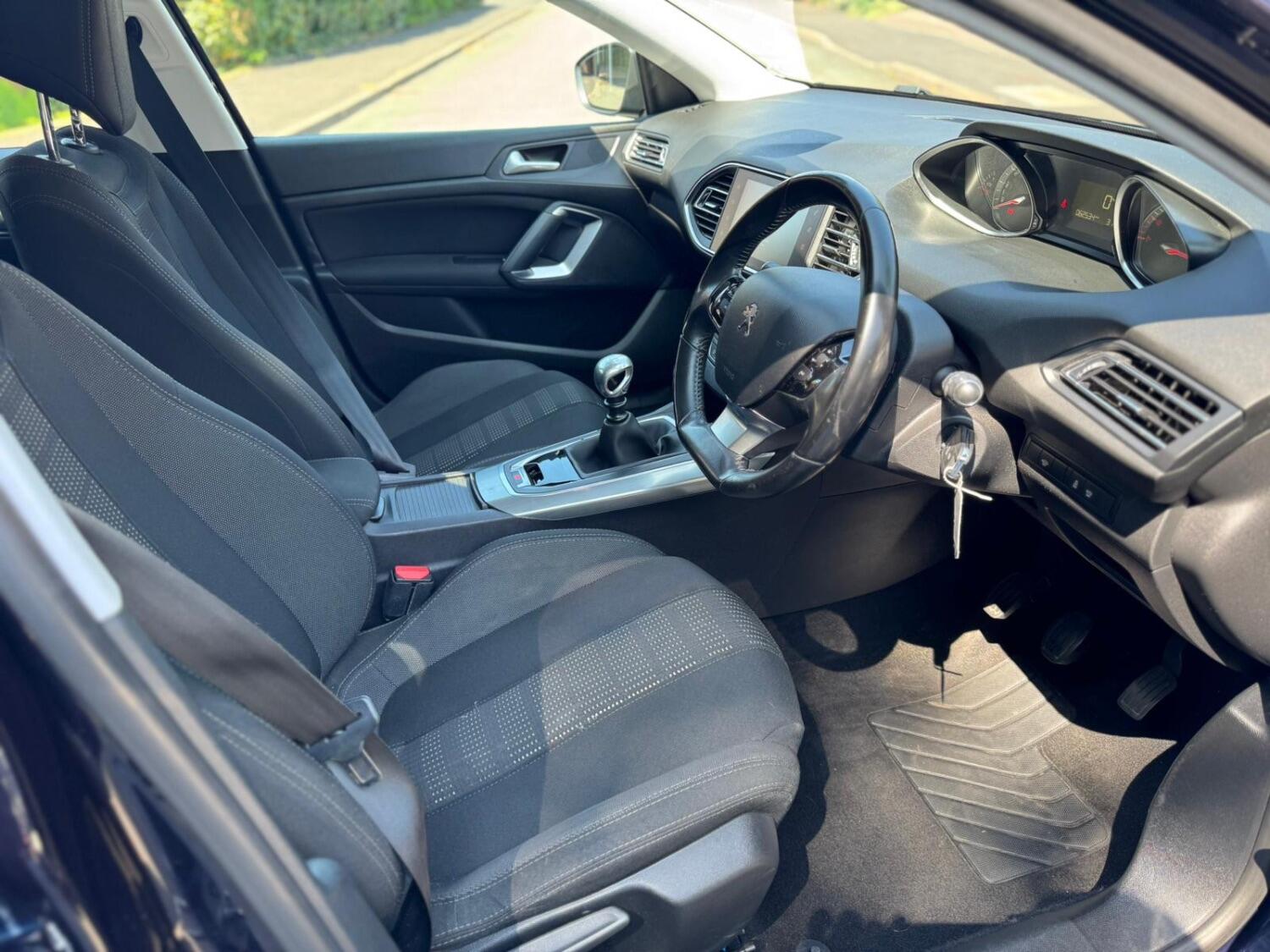 Peugeot 308