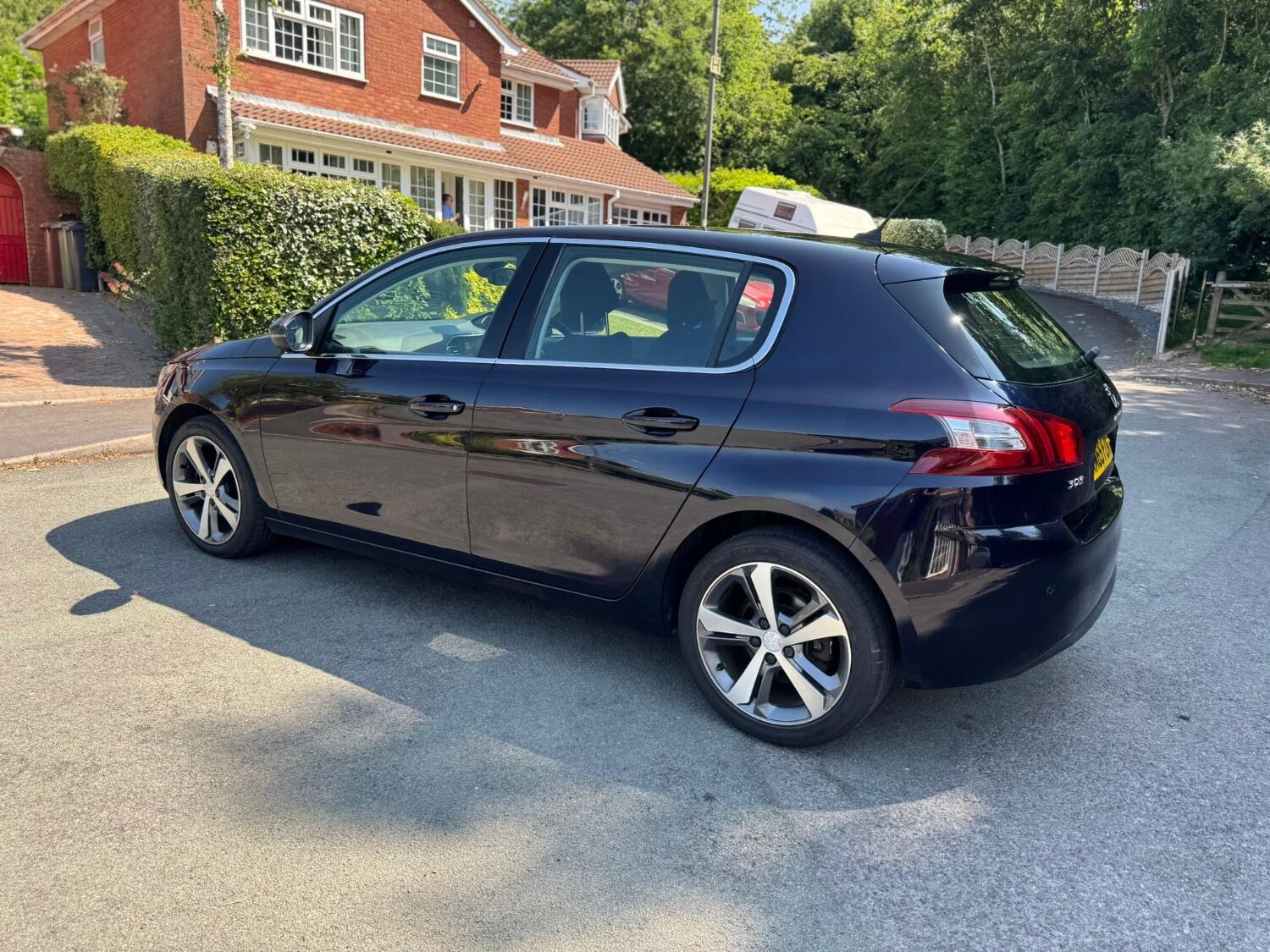 Peugeot 308