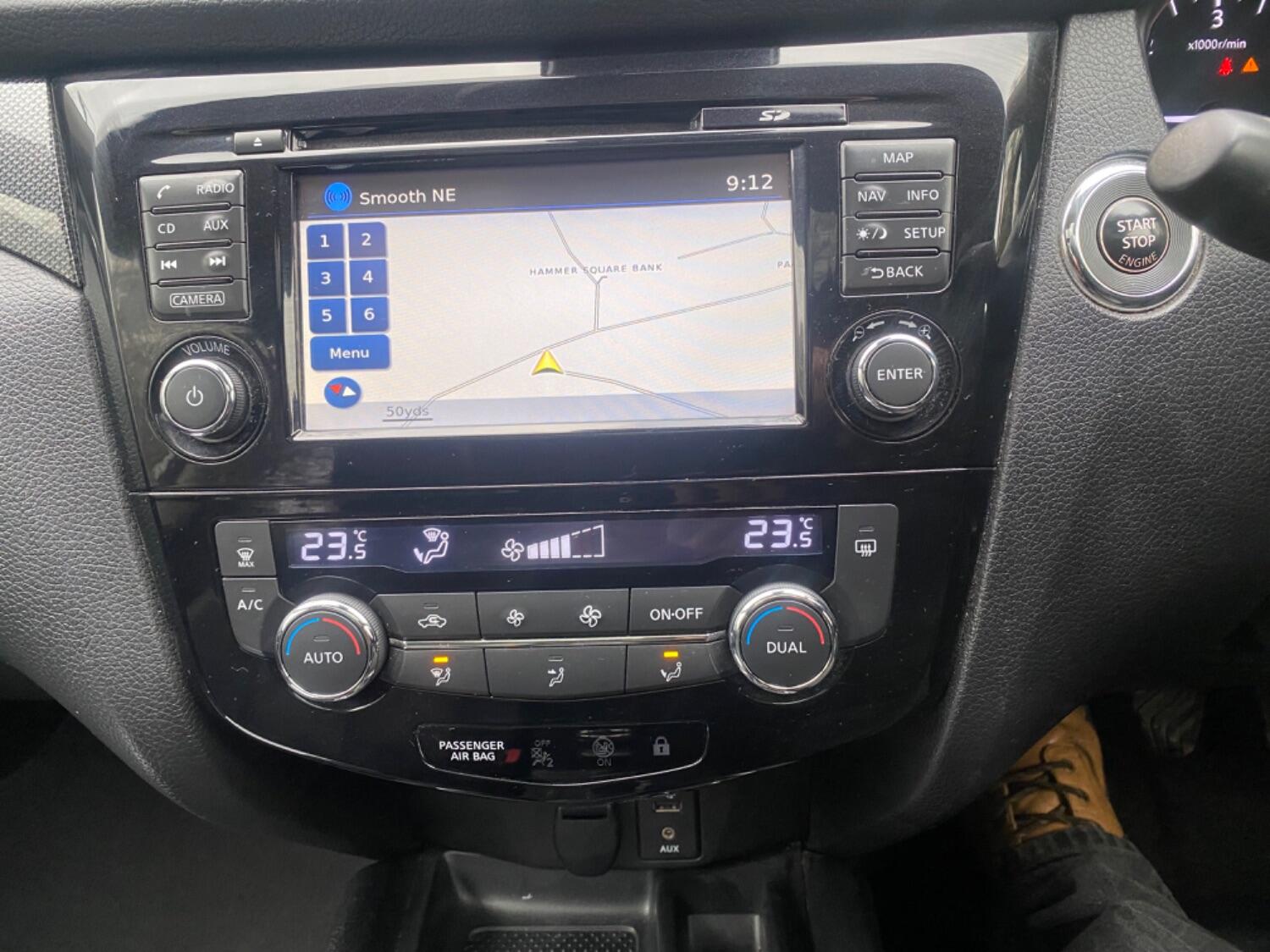 Nissan X Trail