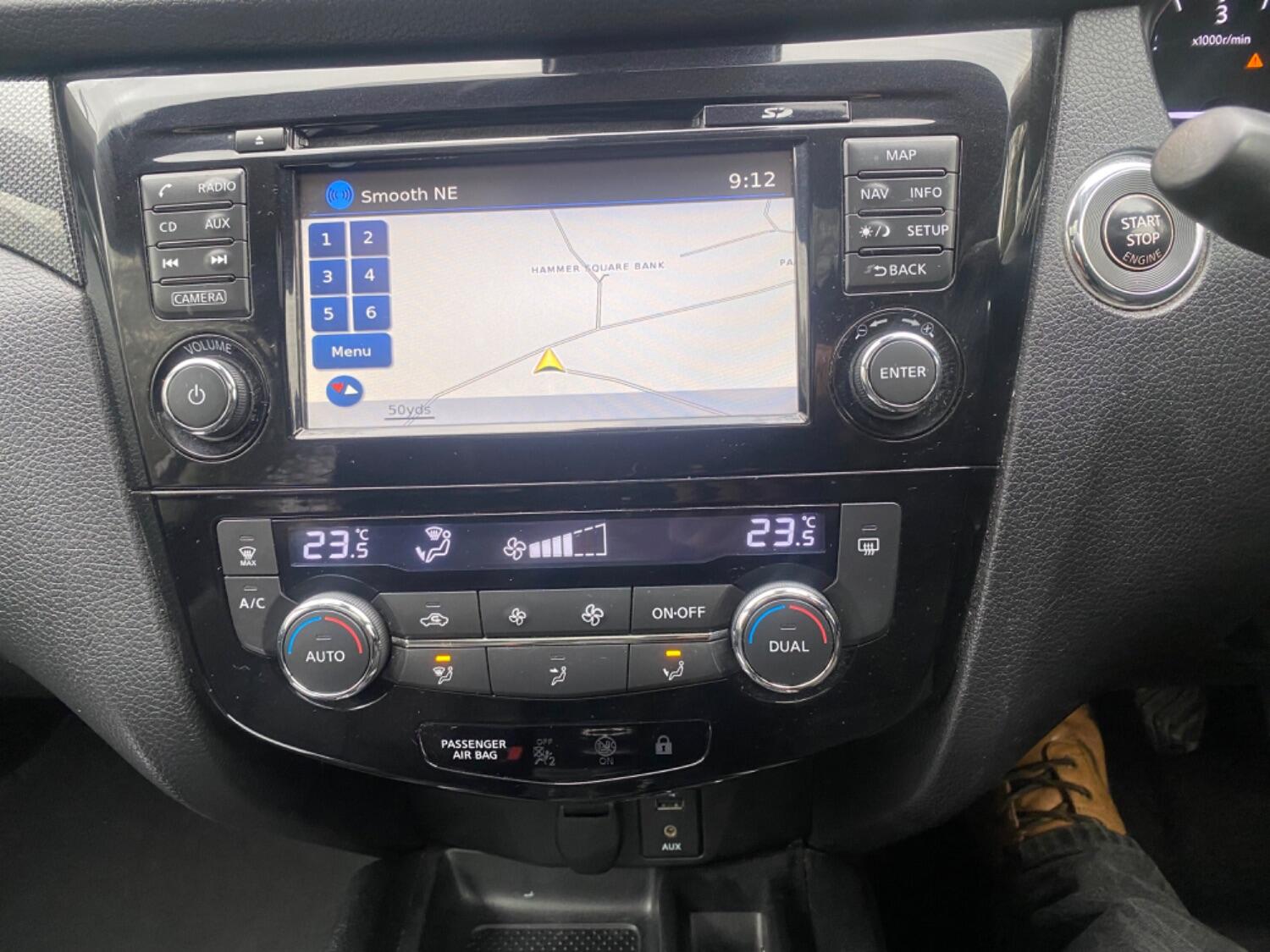 Nissan X Trail