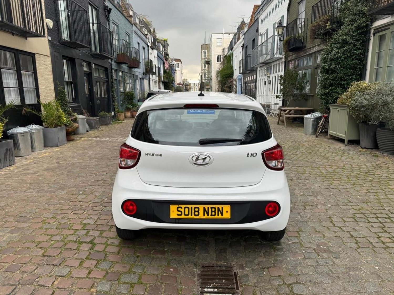 Hyundai i10