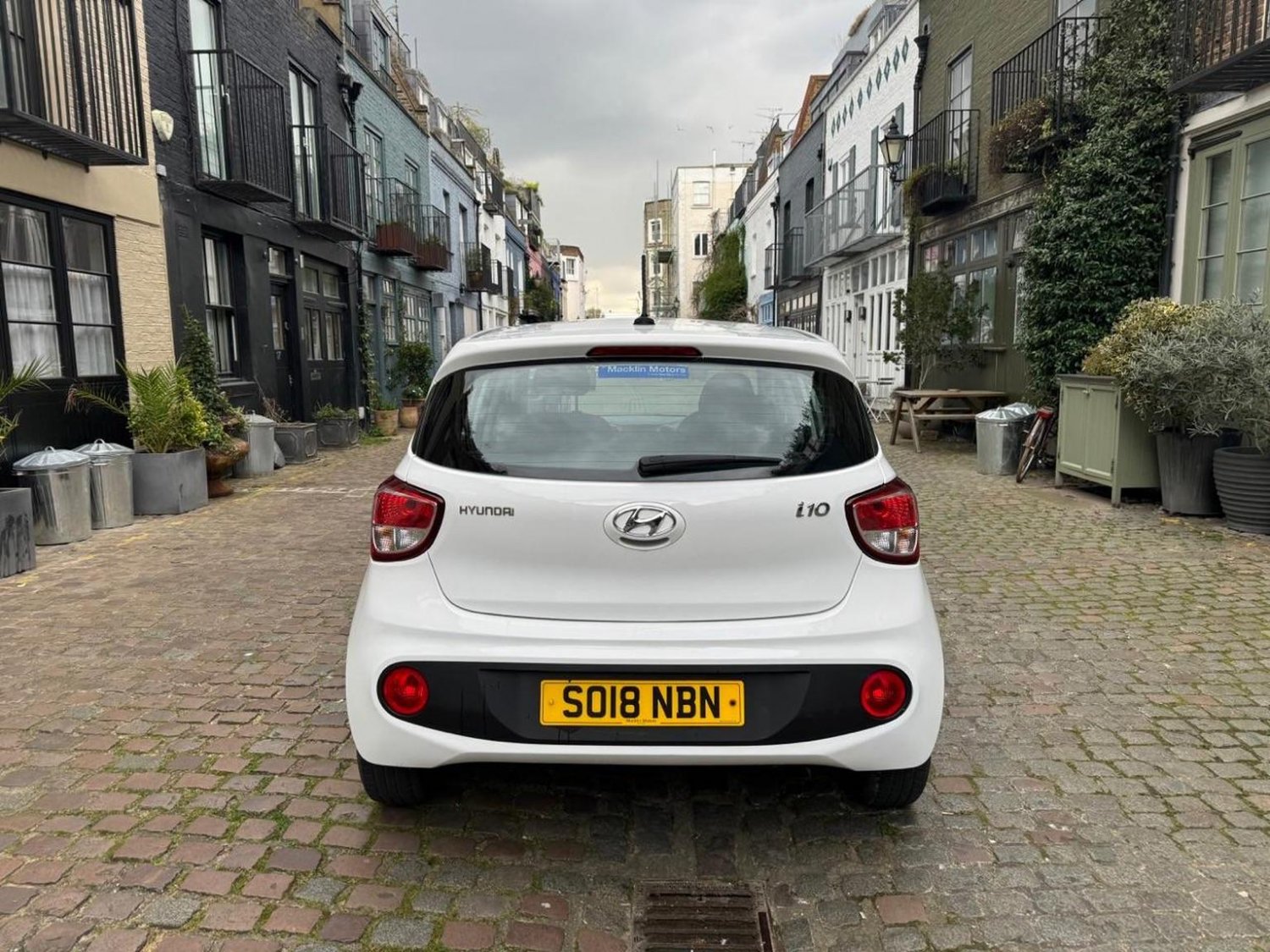 Hyundai i10