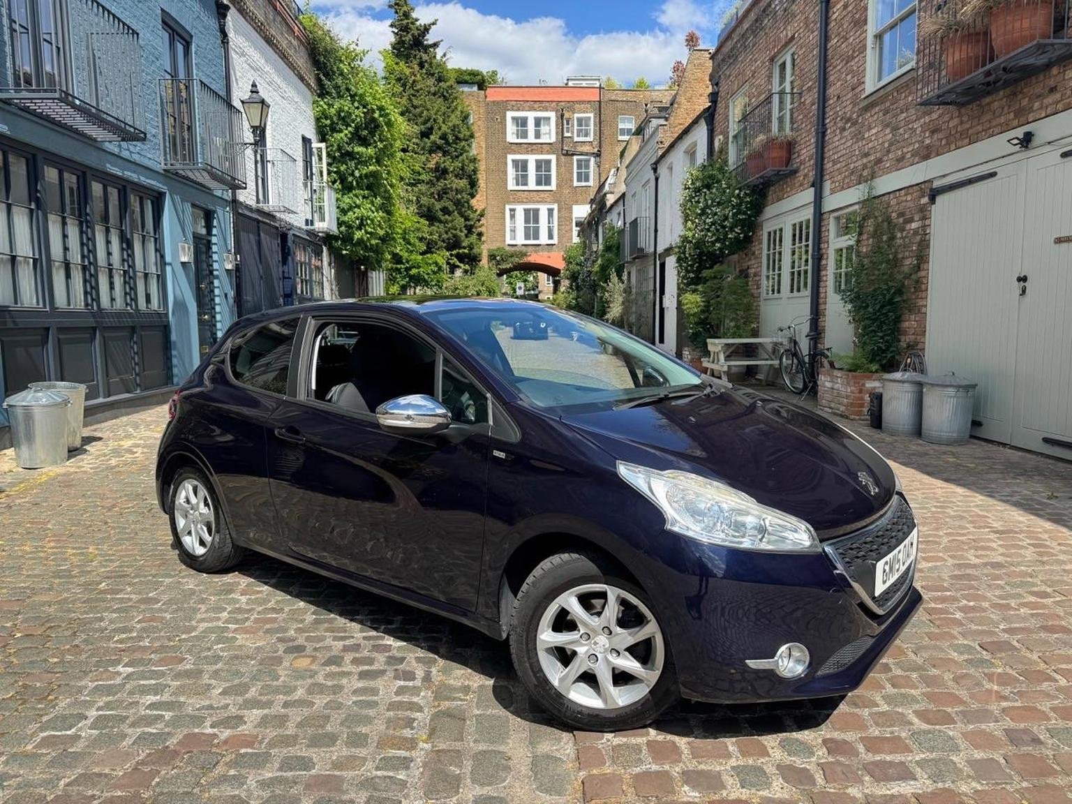 Peugeot 208