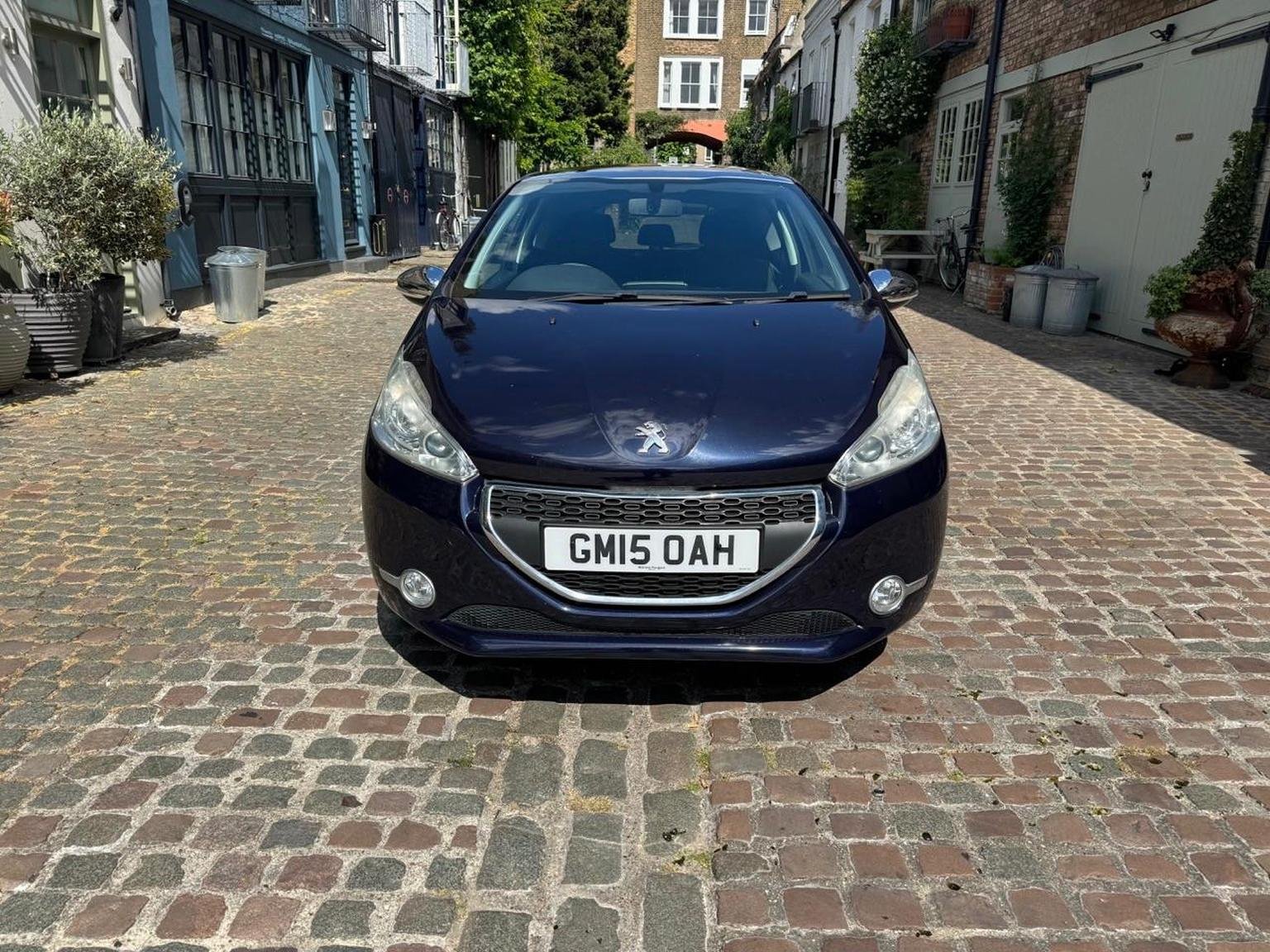 Peugeot 208