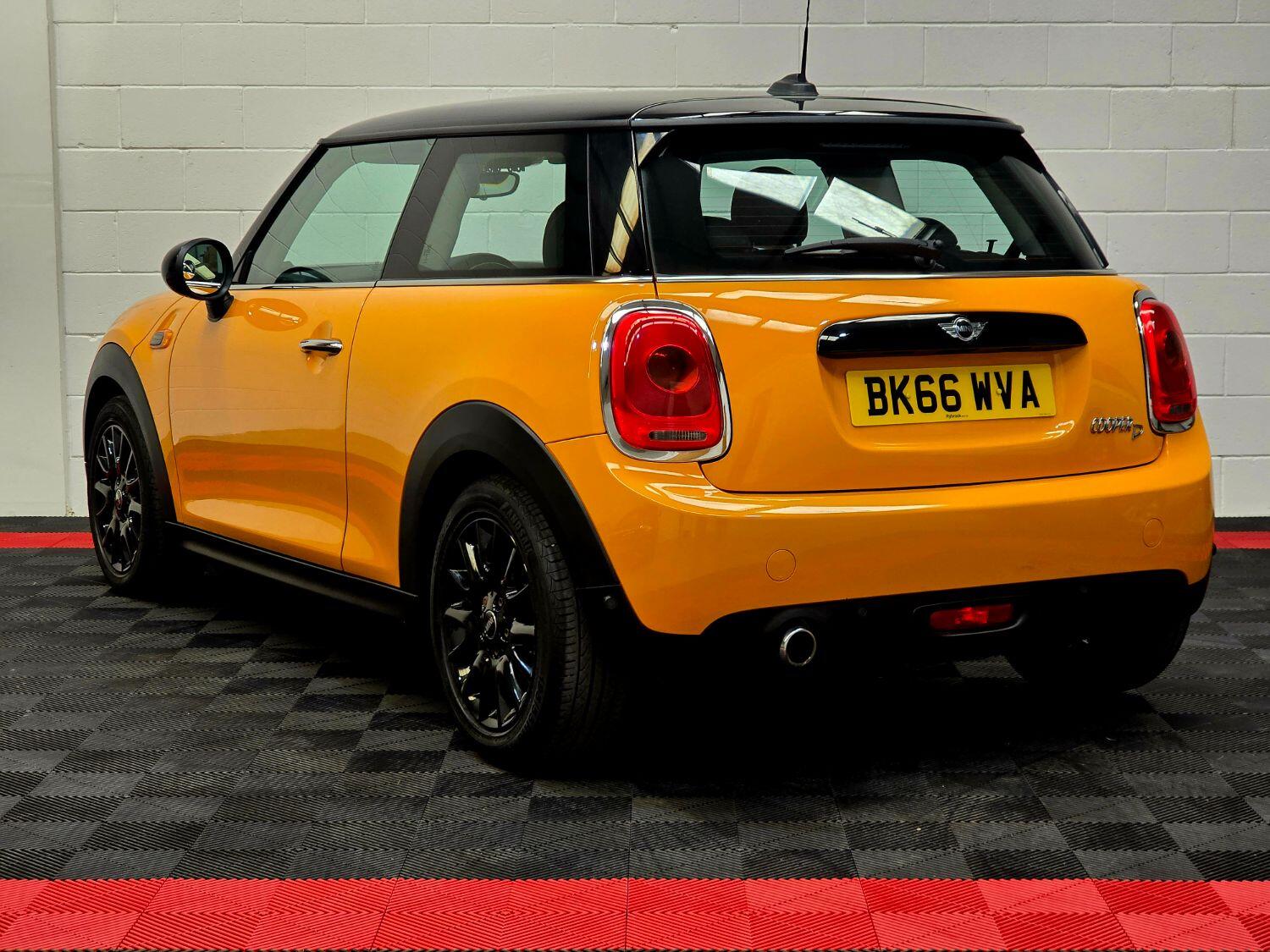 MINI Hatch