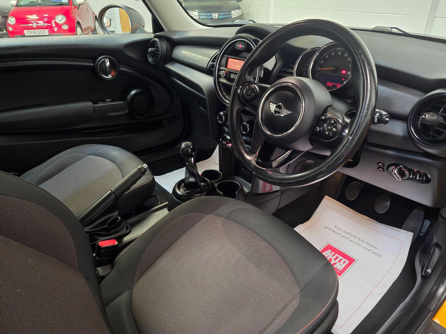 MINI Hatch