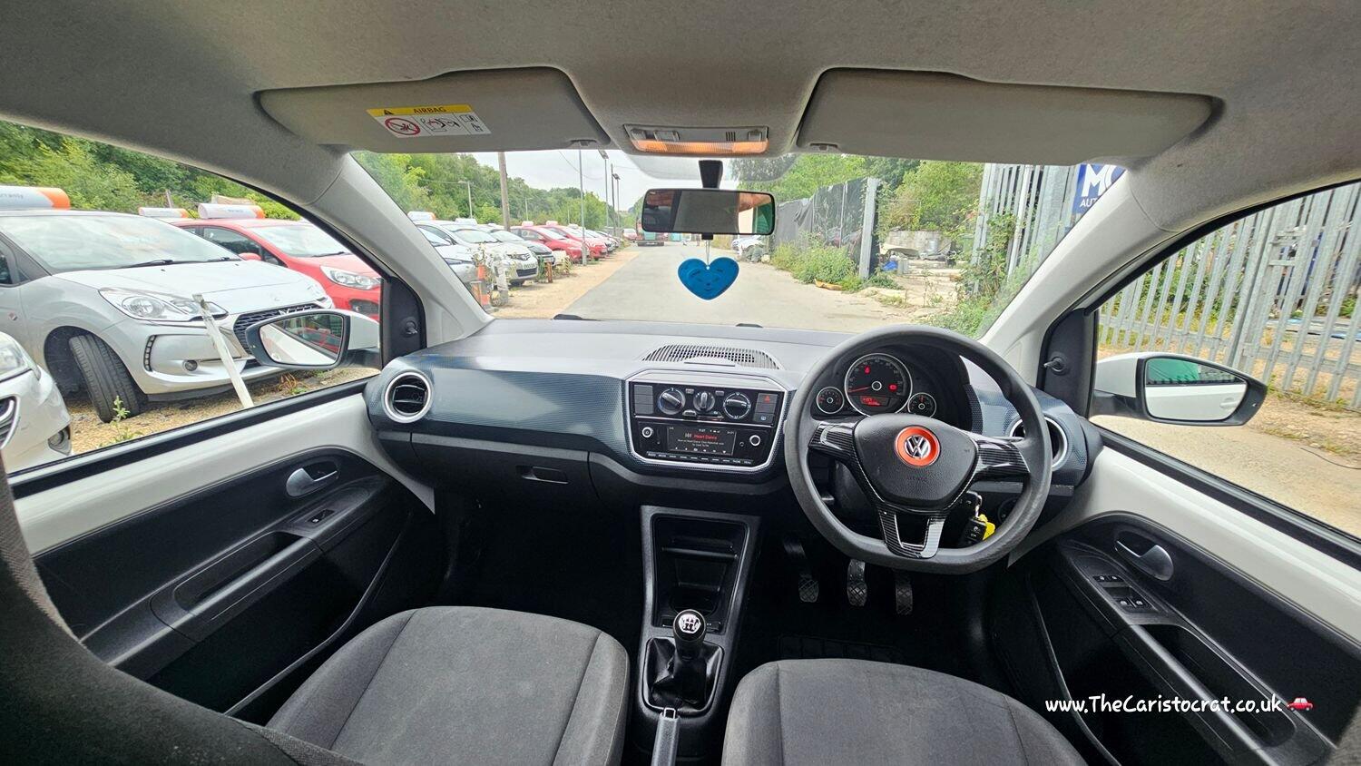 Volkswagen UP