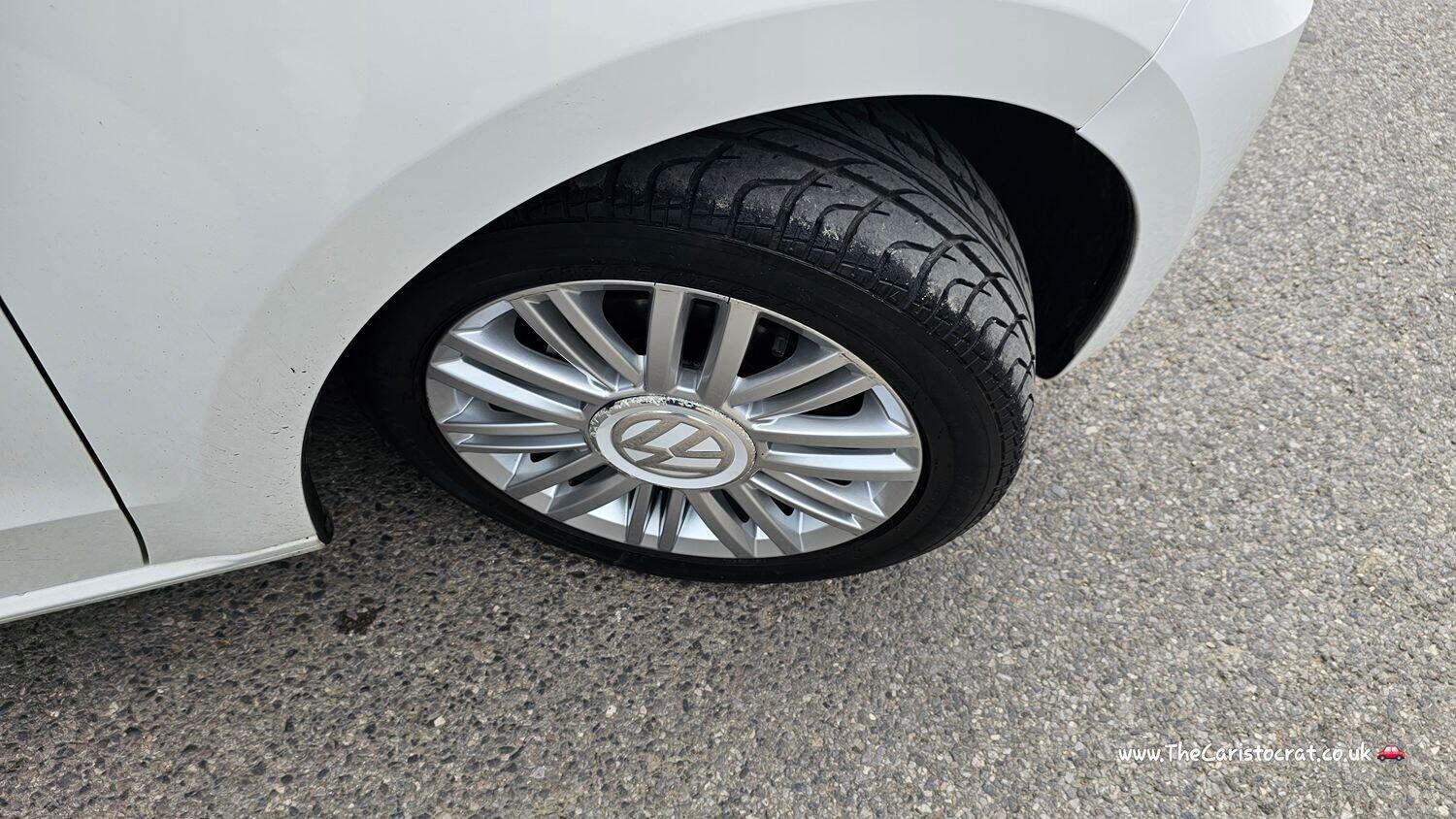 Volkswagen UP