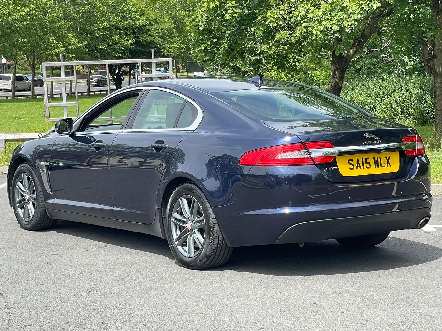 Jaguar XF