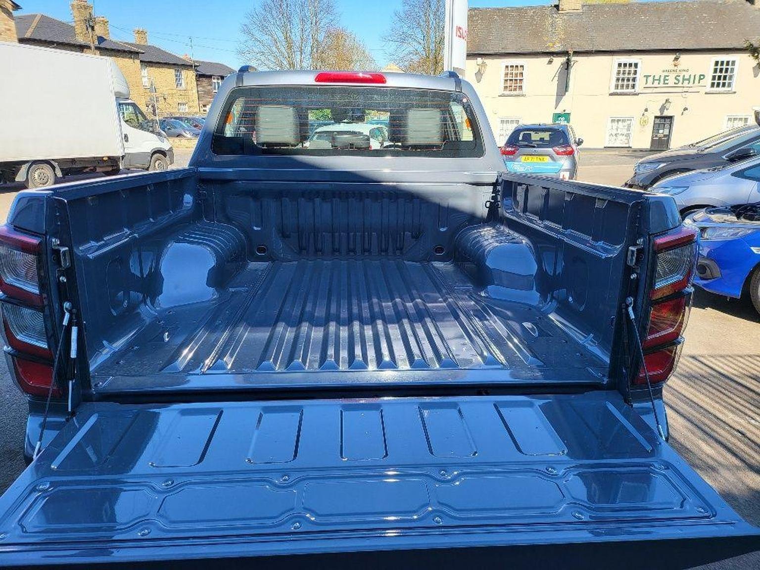 Isuzu D Max