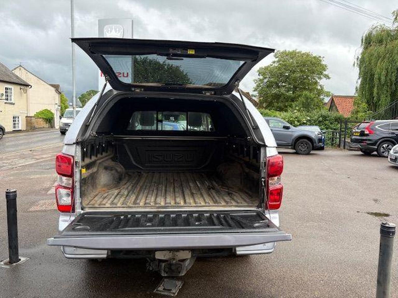 Isuzu D Max