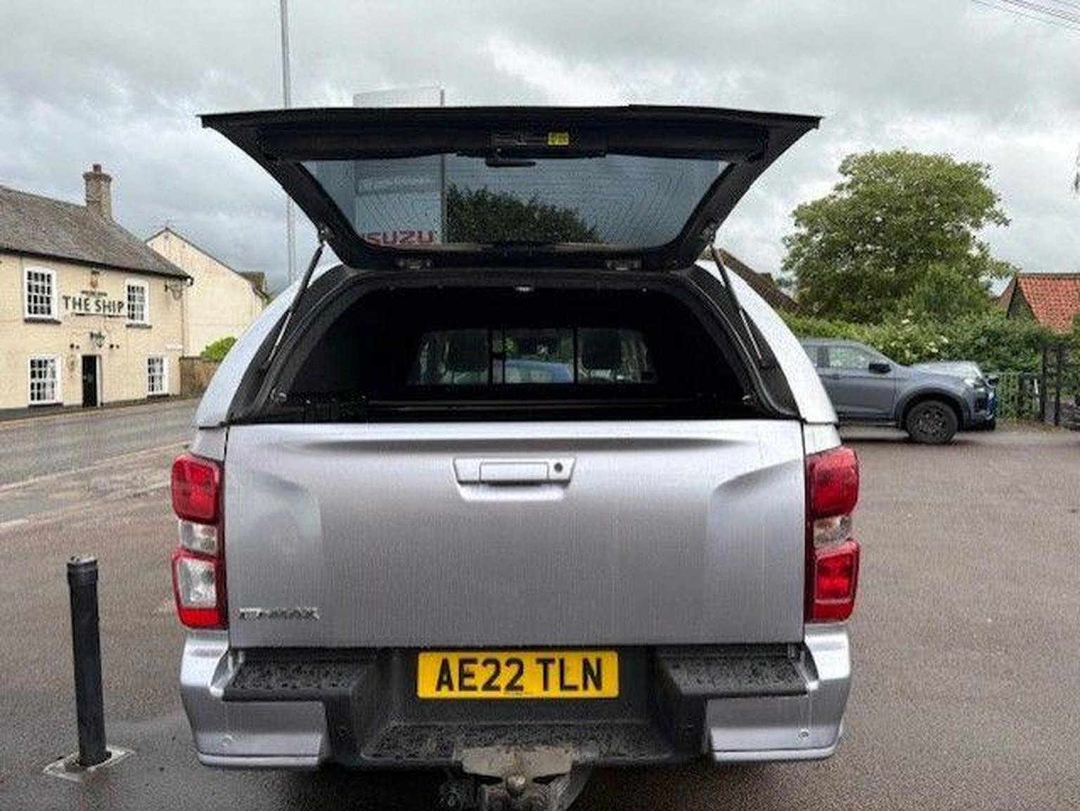 Isuzu D Max