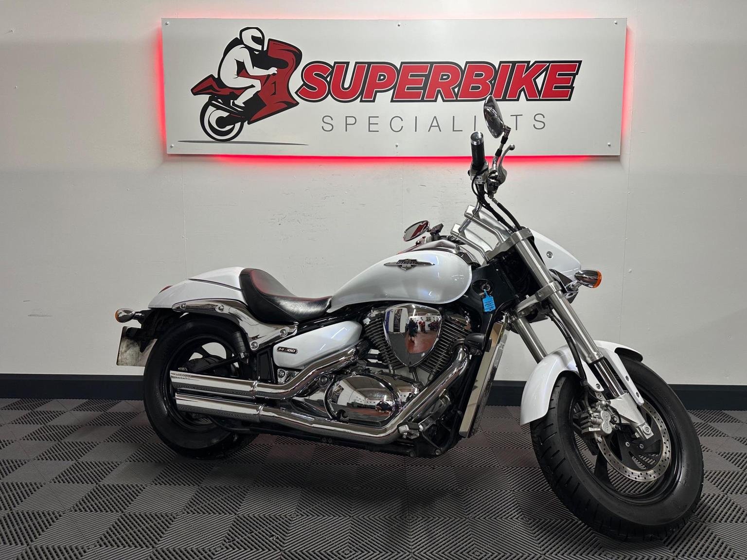 Suzuki Intruder 800