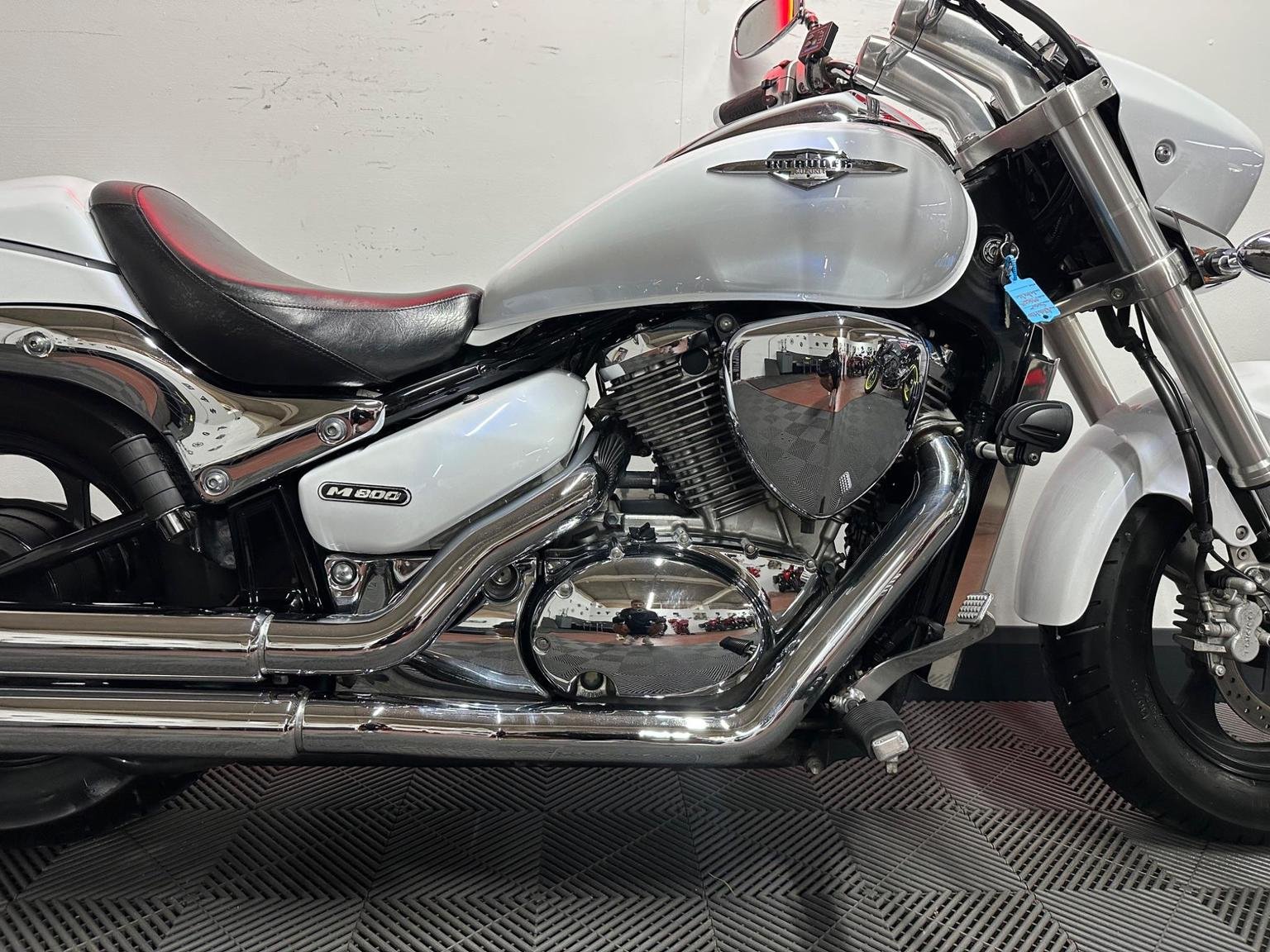 Suzuki Intruder 800