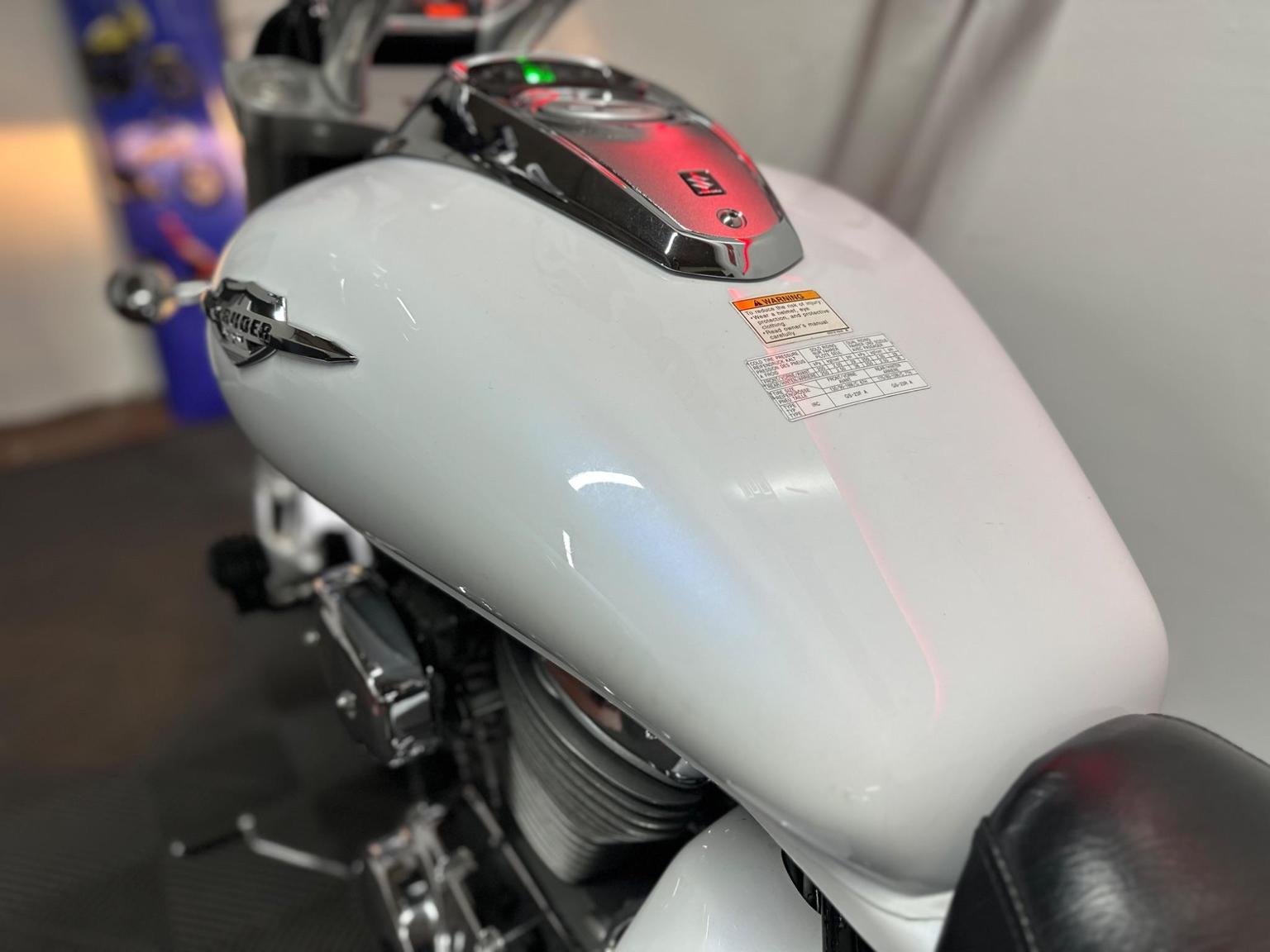 Suzuki Intruder 800