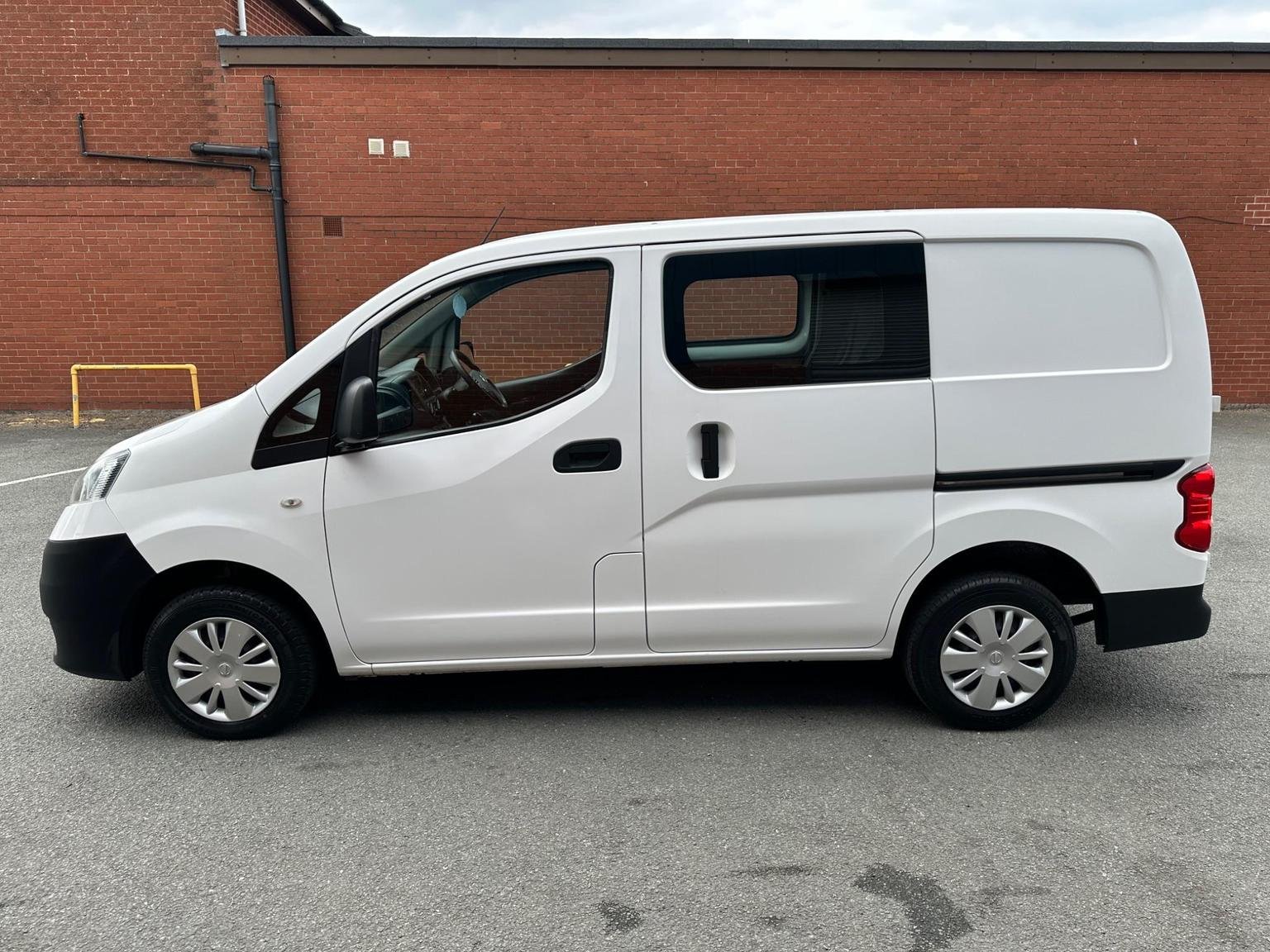 Nissan NV200