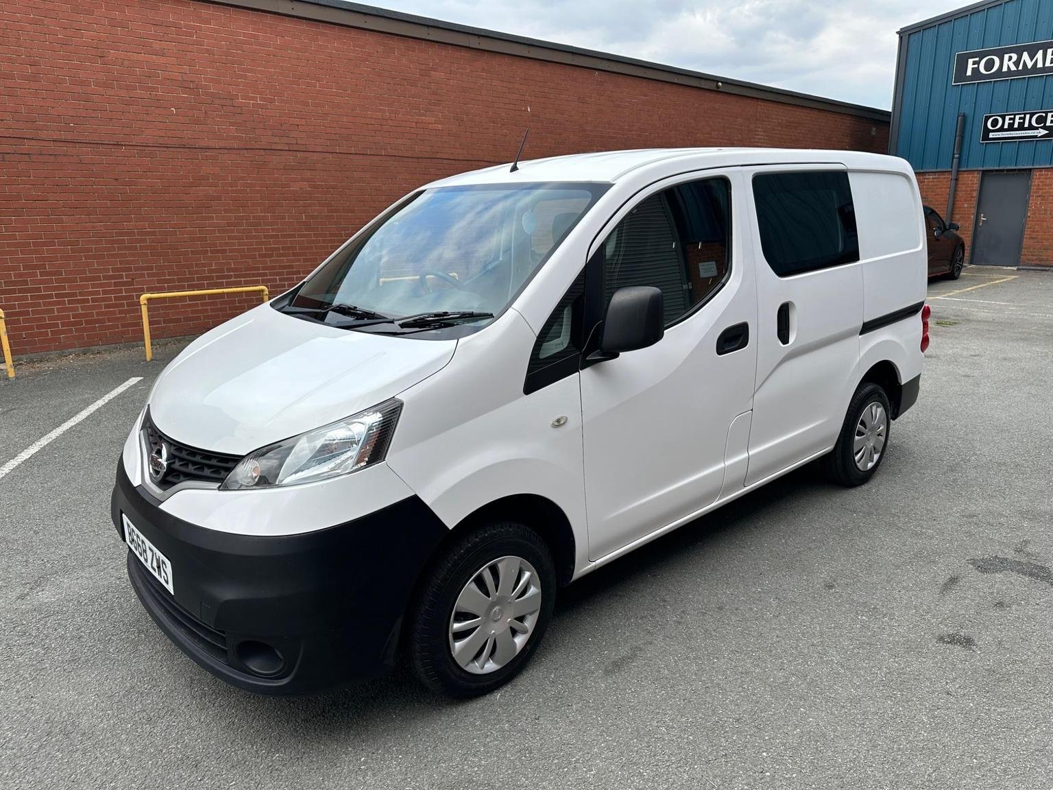 Nissan NV200