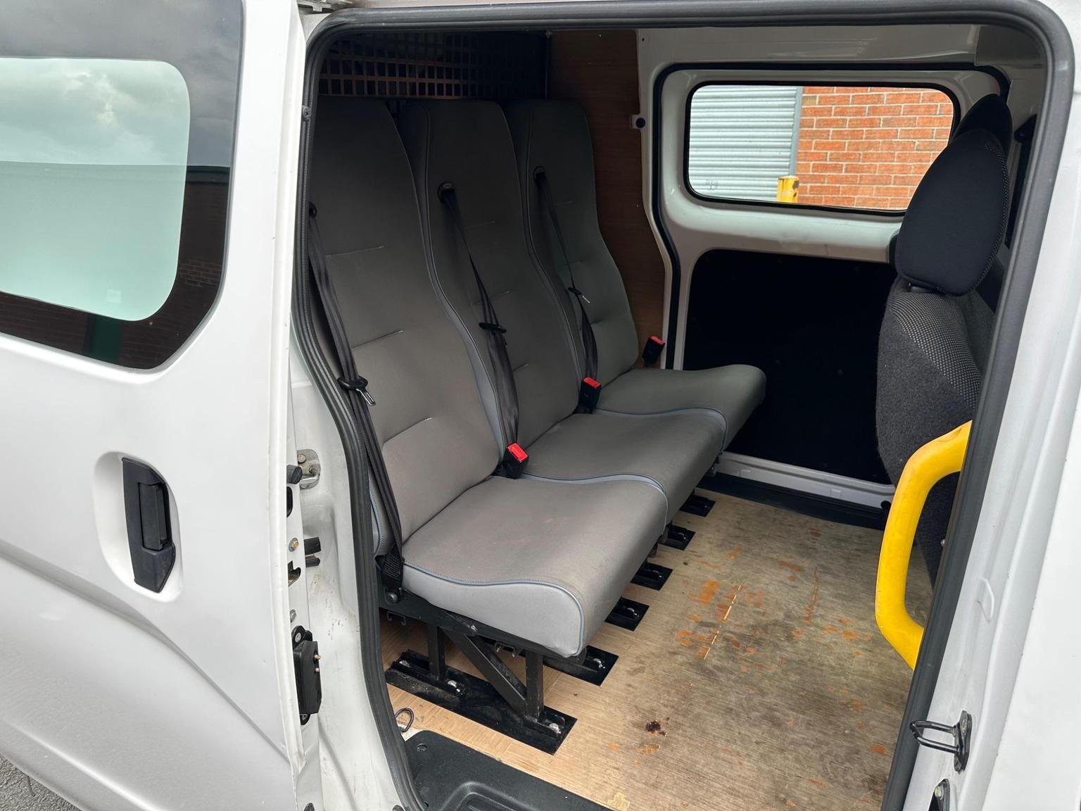 Nissan NV200