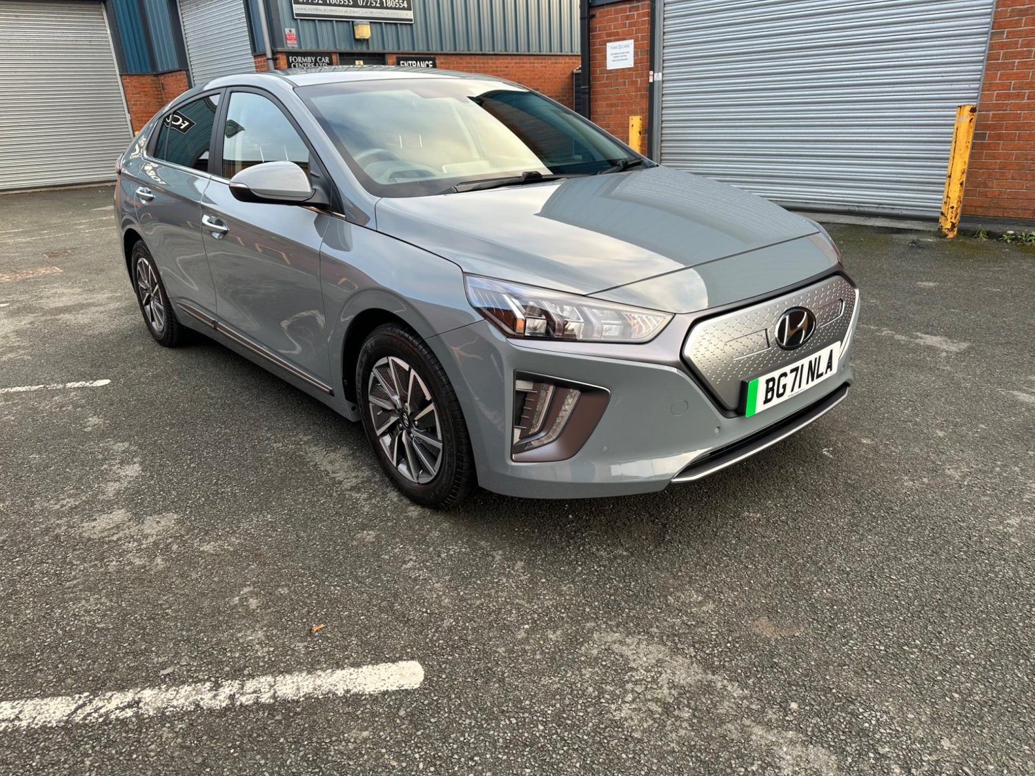 Hyundai IONIQ