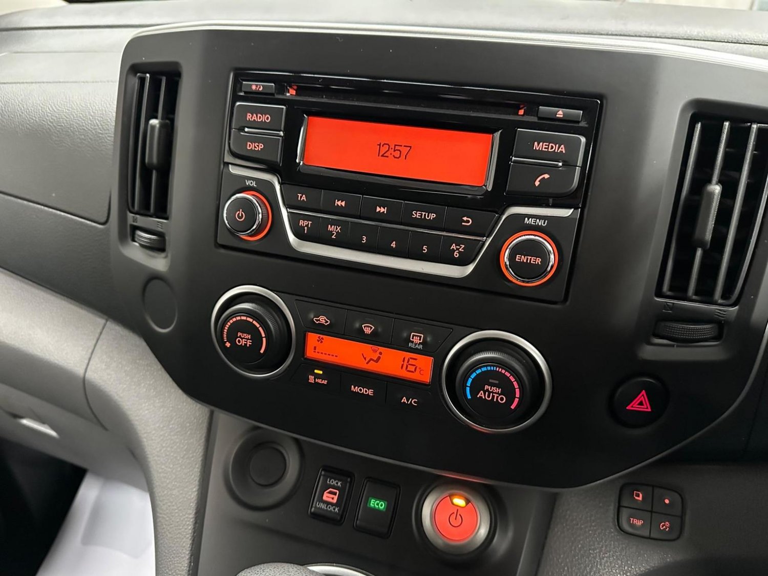 Nissan eNV200