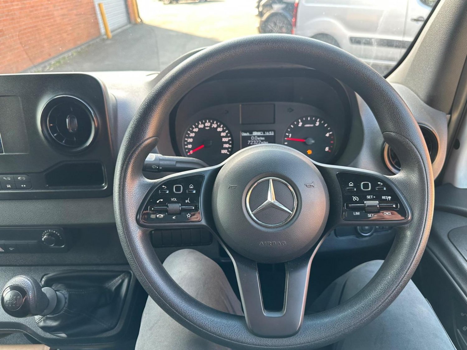 Mercedes Benz Sprinter