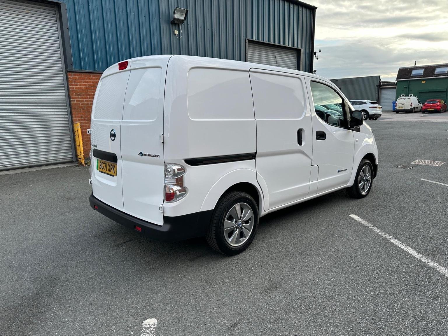 Nissan eNV200